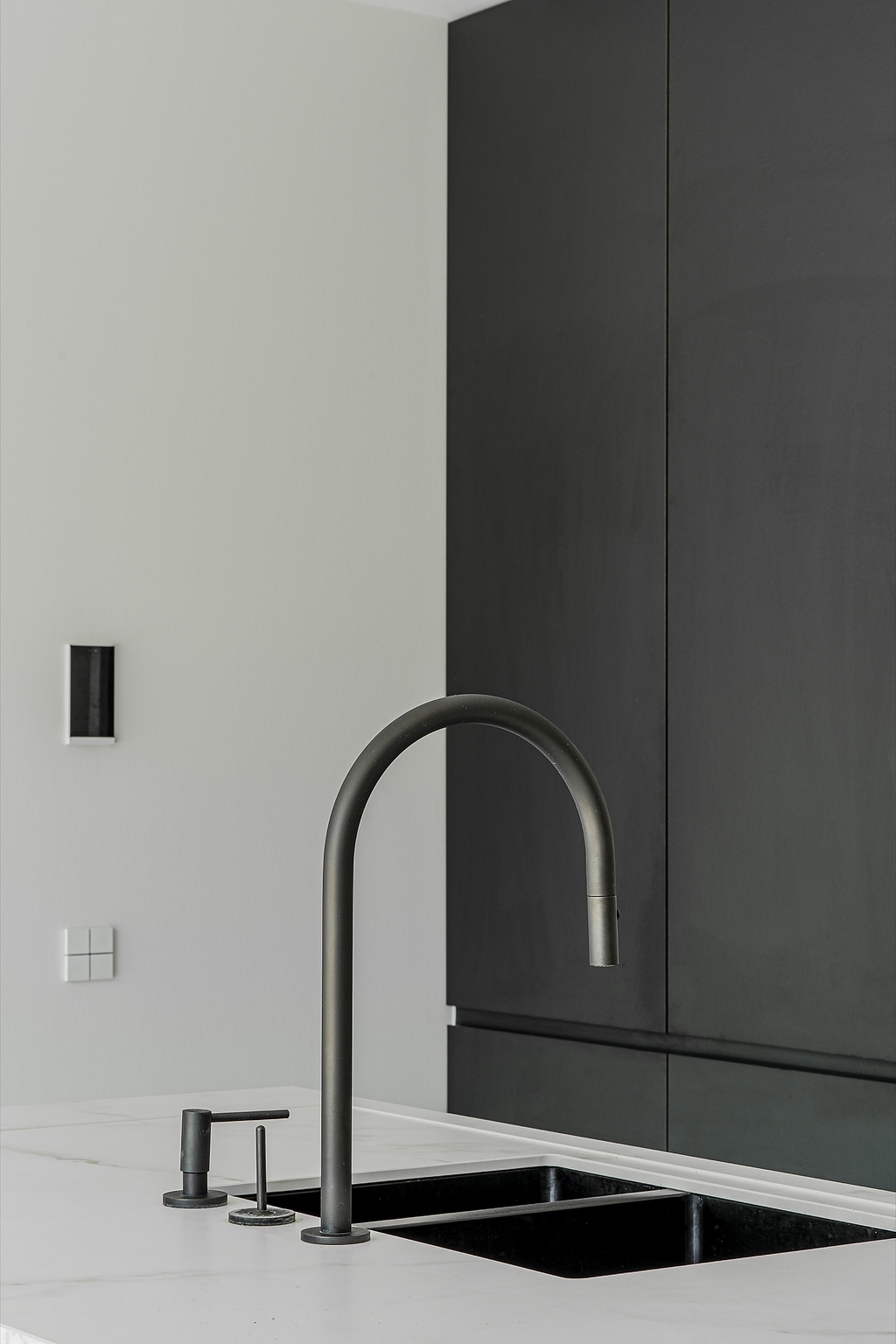 Smart Devices in Zwijaarde Belgian Residence