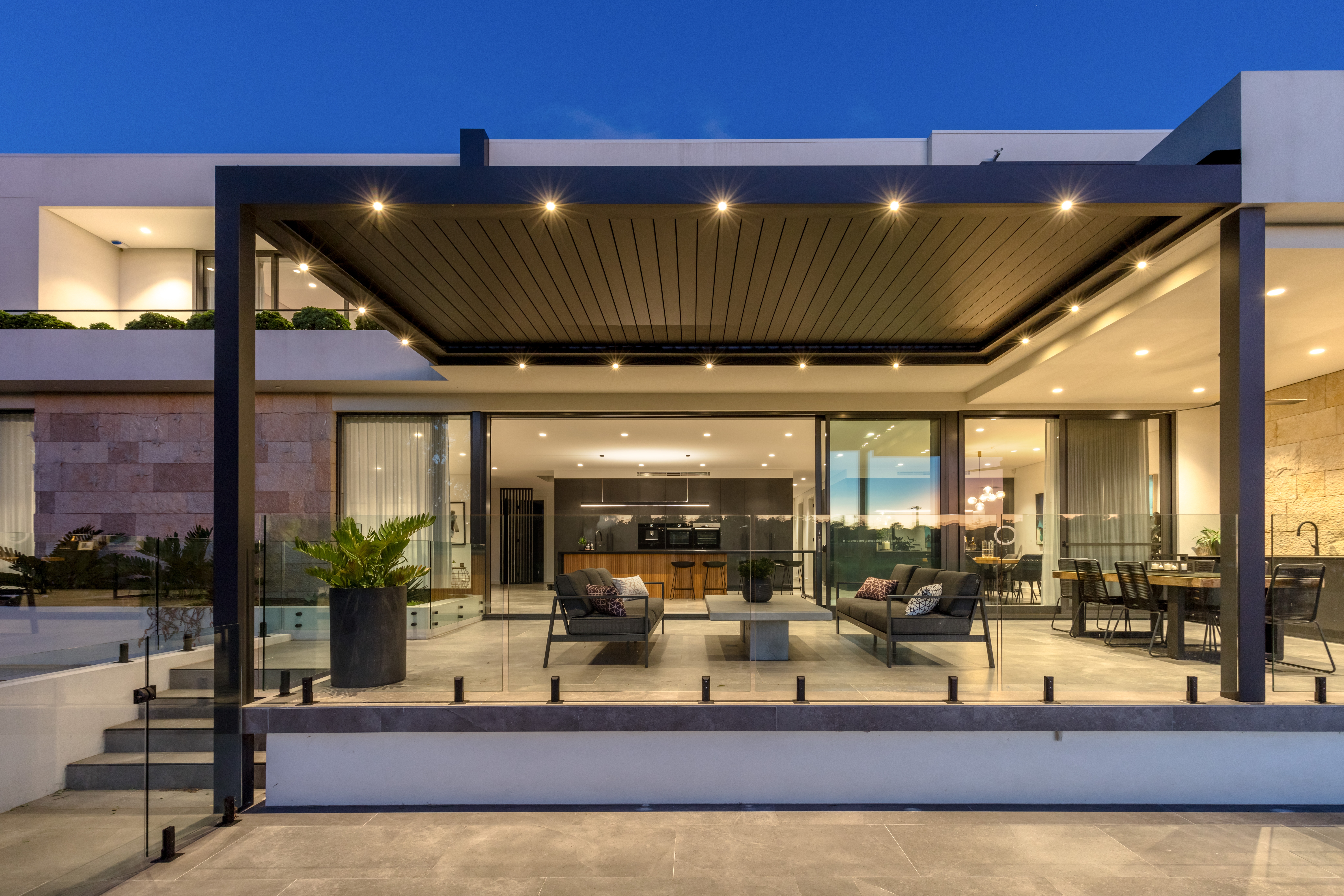 Opening Louvre Roof System