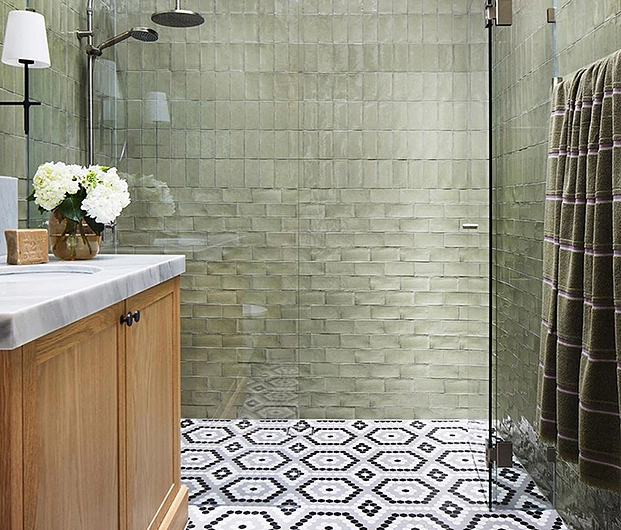 Glass mosaics for bathrooms