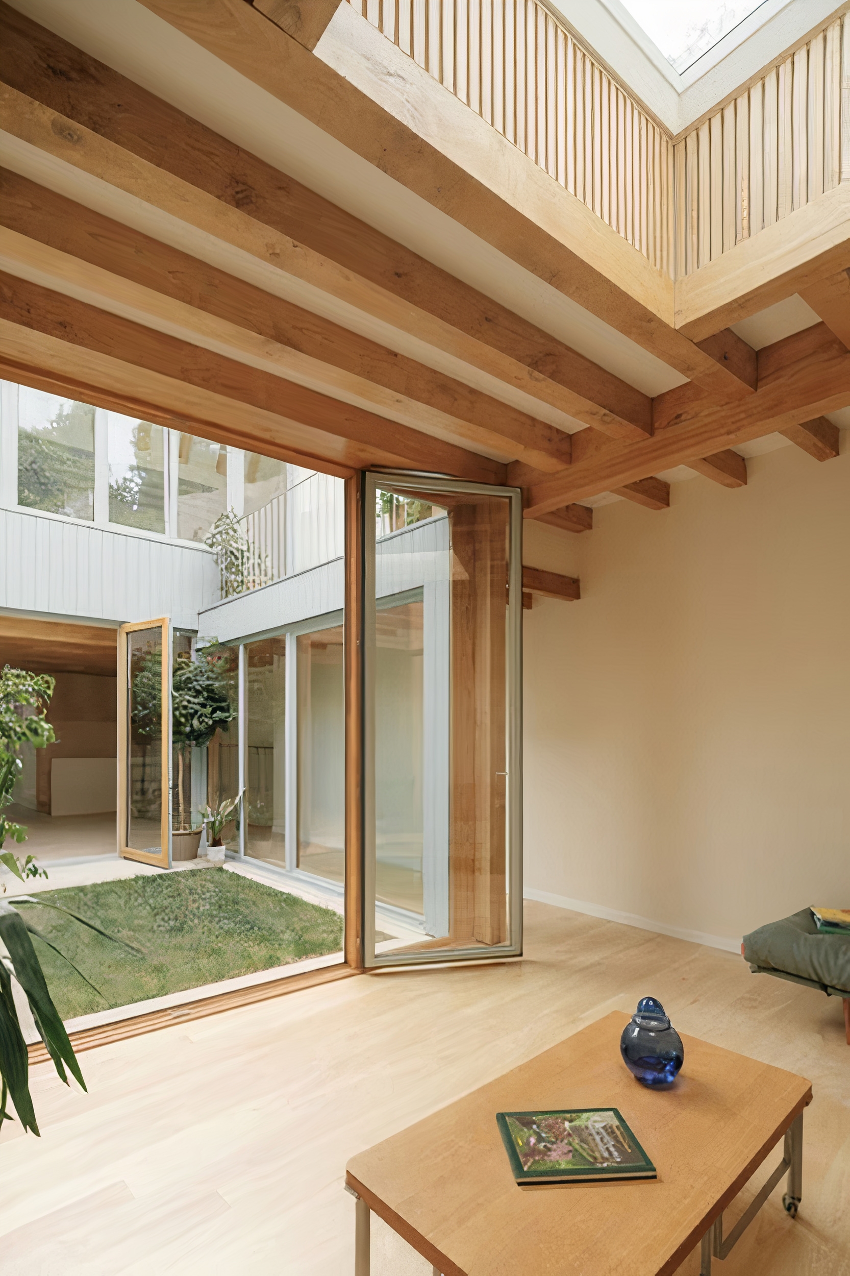 Laminated Scantlings in Private House