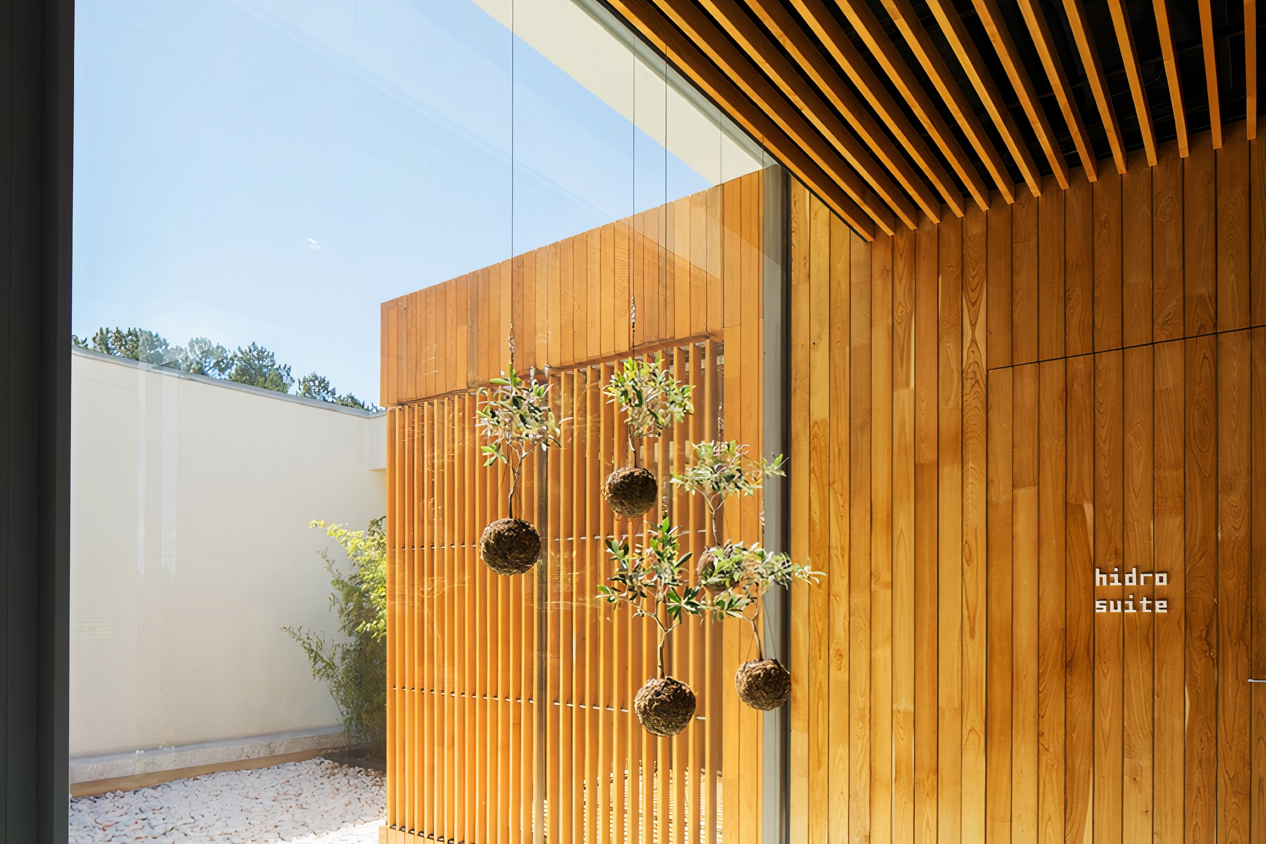 Laminated Scantlings in Minho Hotel