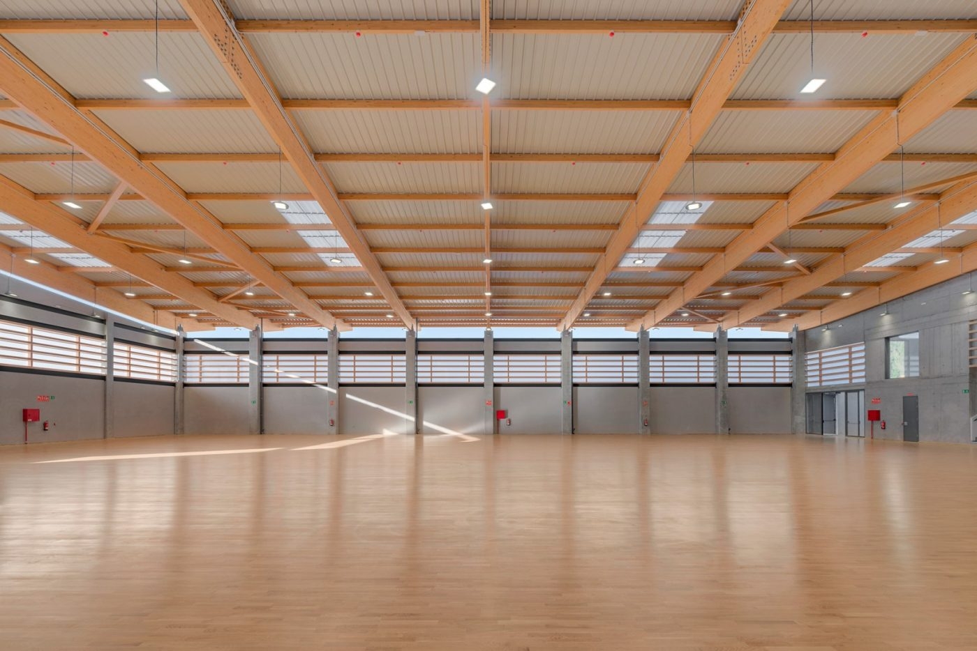 Laminated Timber Beam Structure in Sports Center