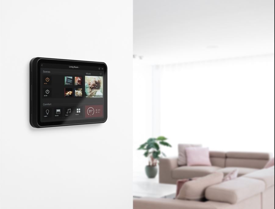 iPad Mounts and docking stations – Eve (Plus)