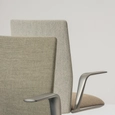 Light And Minimal Design Seating - Kinesit