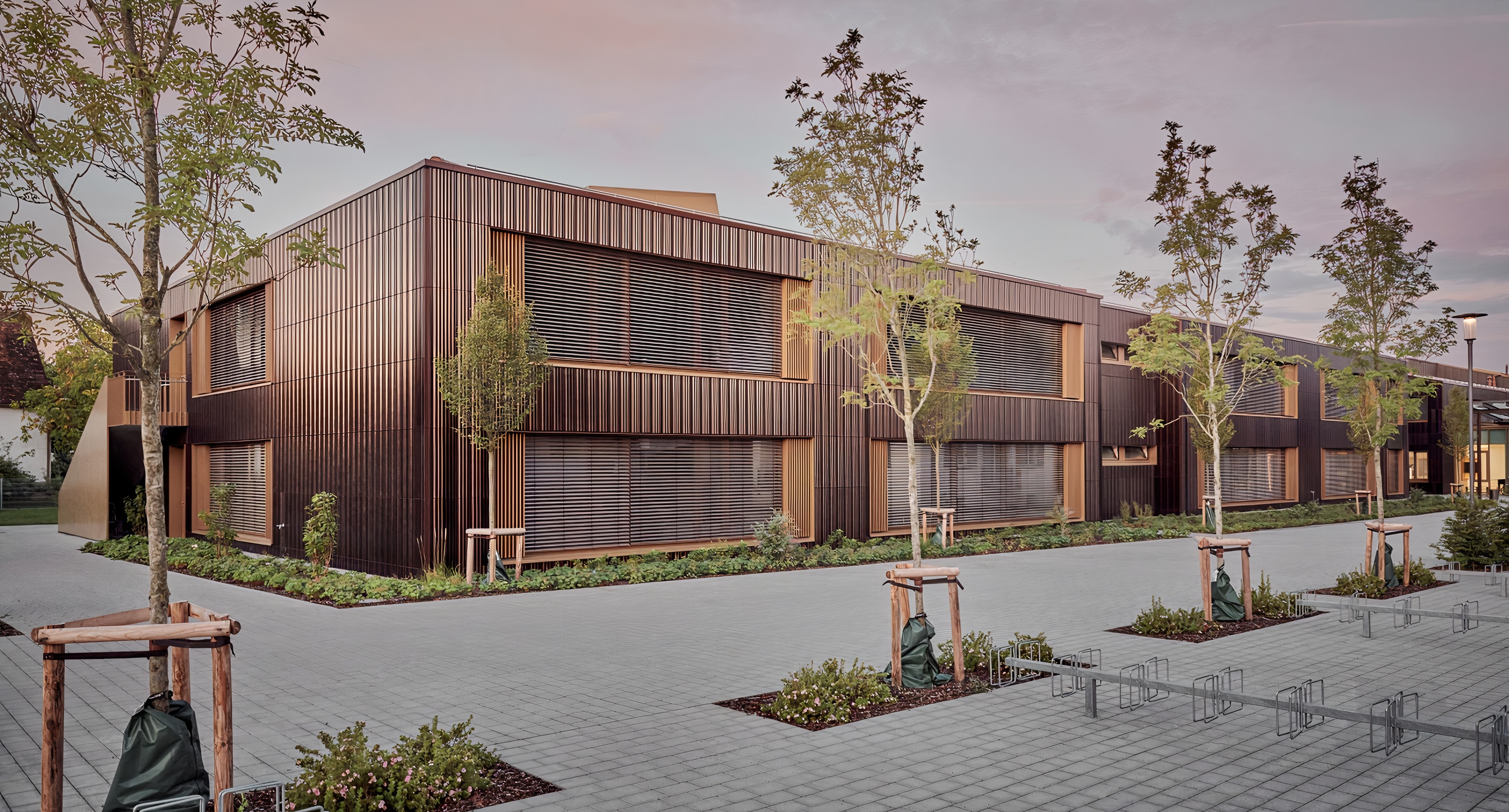 Glazed Brick Facade for Martini School | ALPHATON®