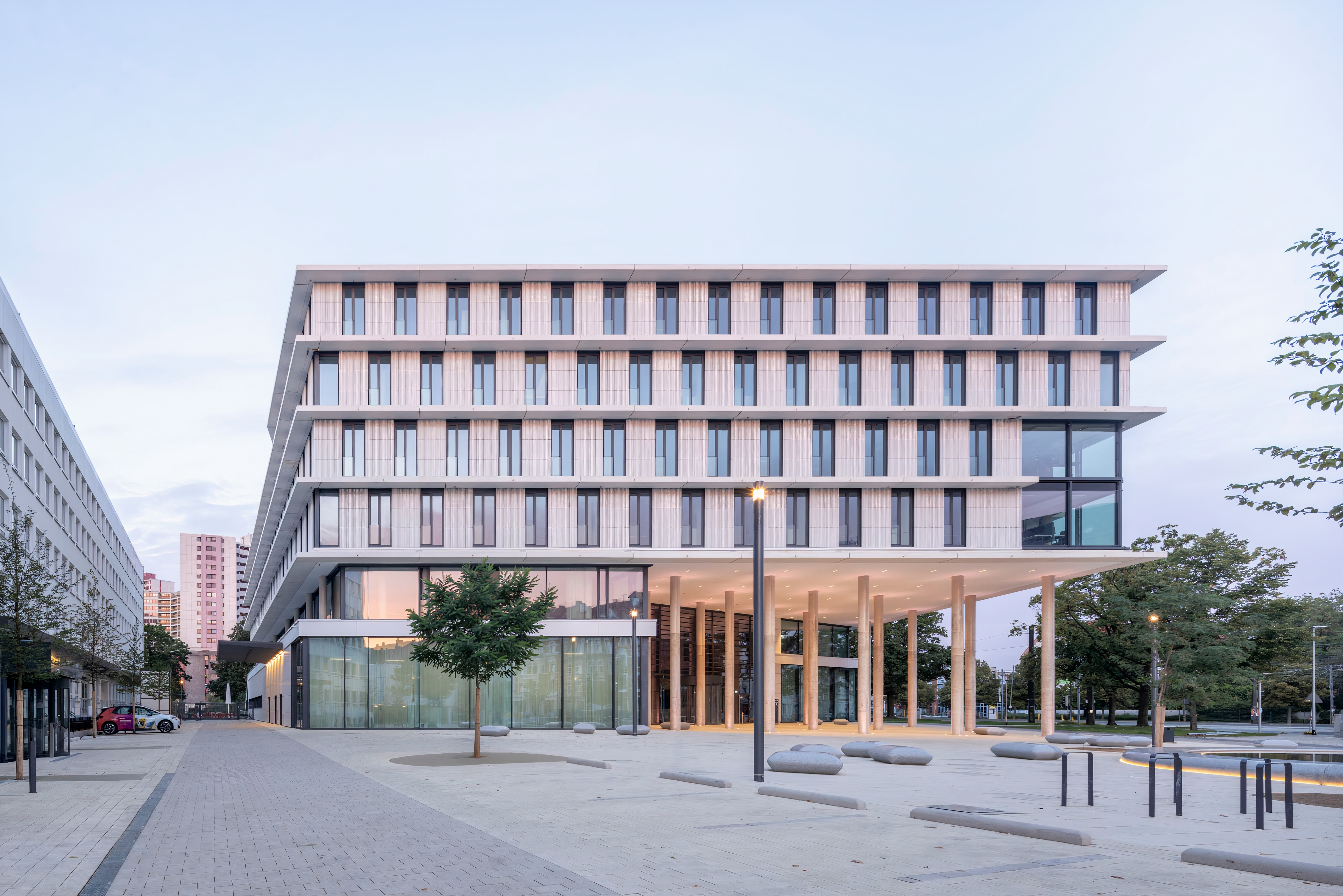 Clay Facade for Efficient Enercity Headquarters | ALPHATON®