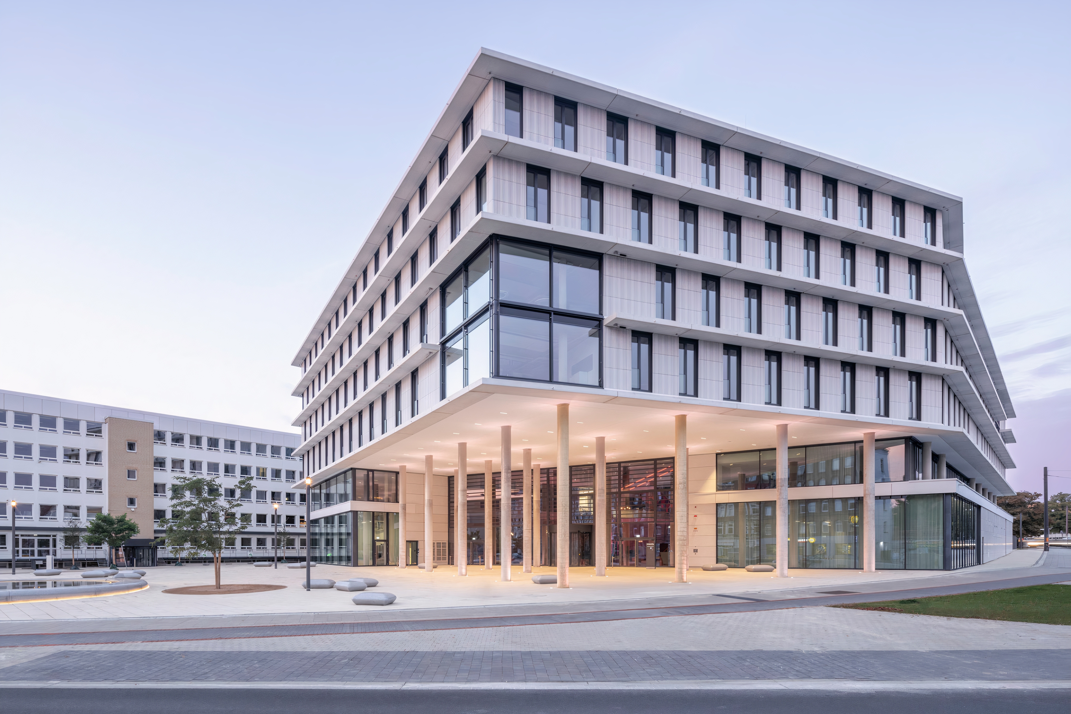Clay Facade for Efficient Enercity Headquarters | ALPHATON®