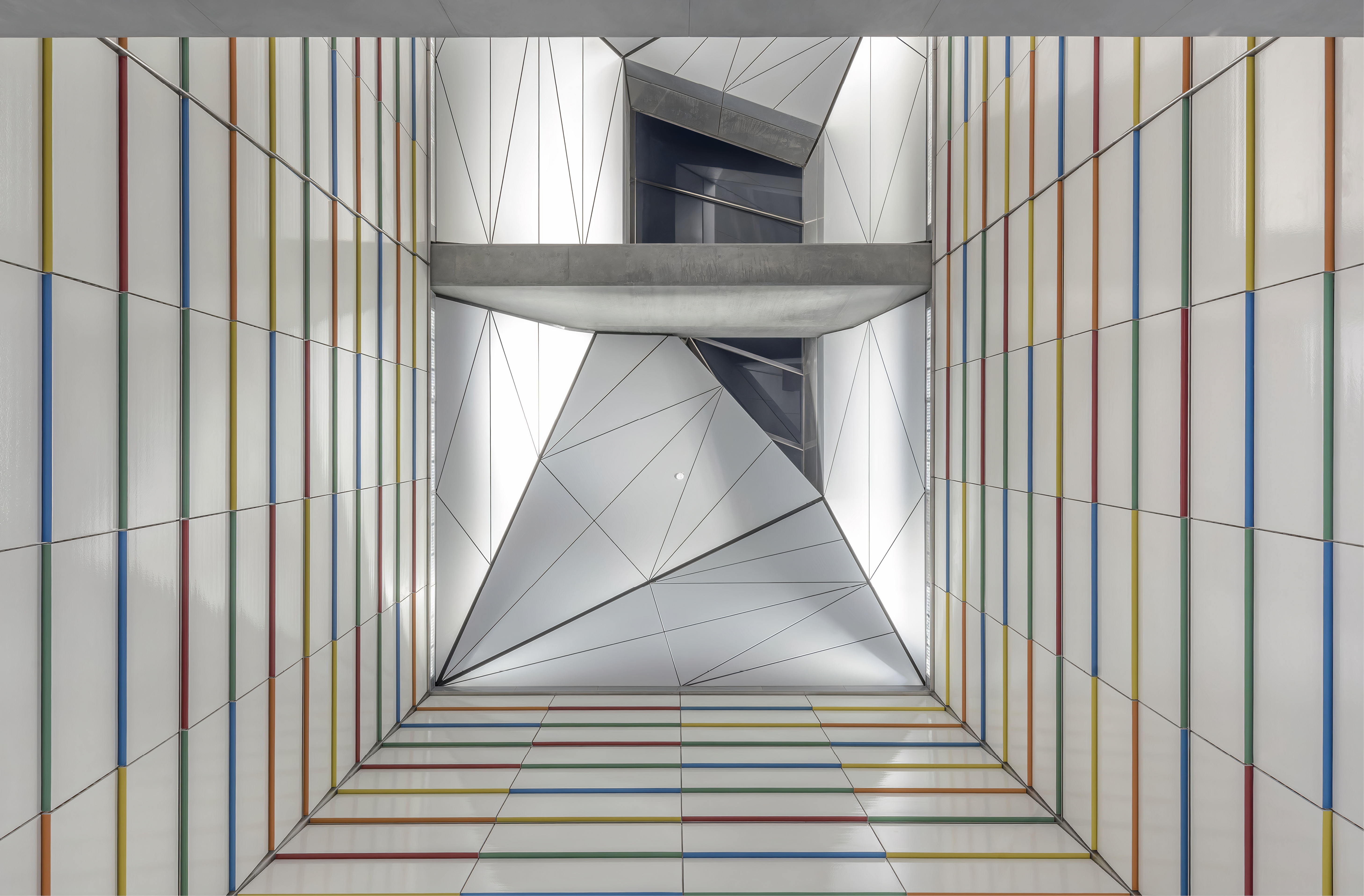 Color-Framed Facades for Vibenshus Runddel station | LONGOTON