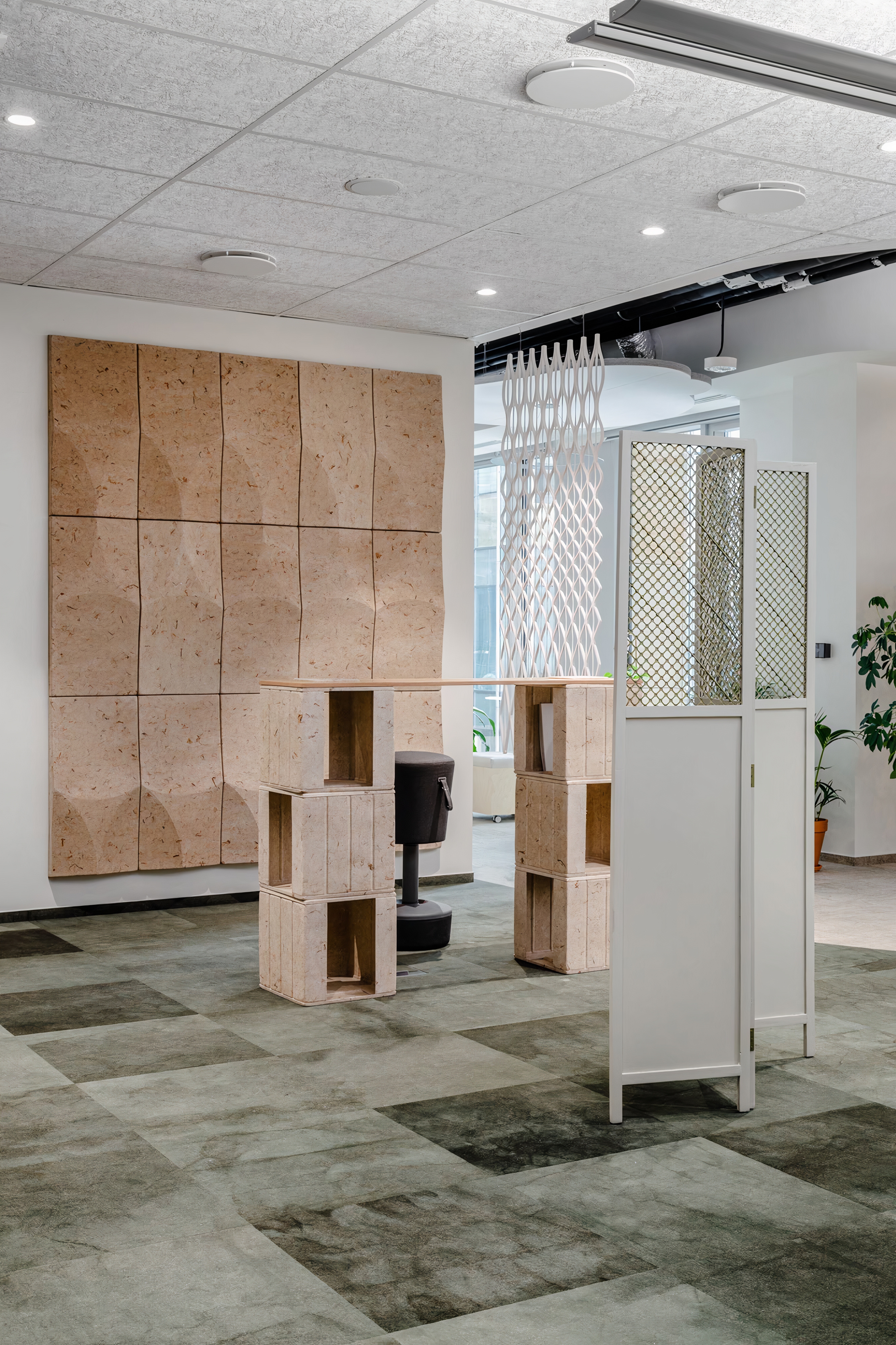 Dynamic Furniture Modules for ARUP Headquarters