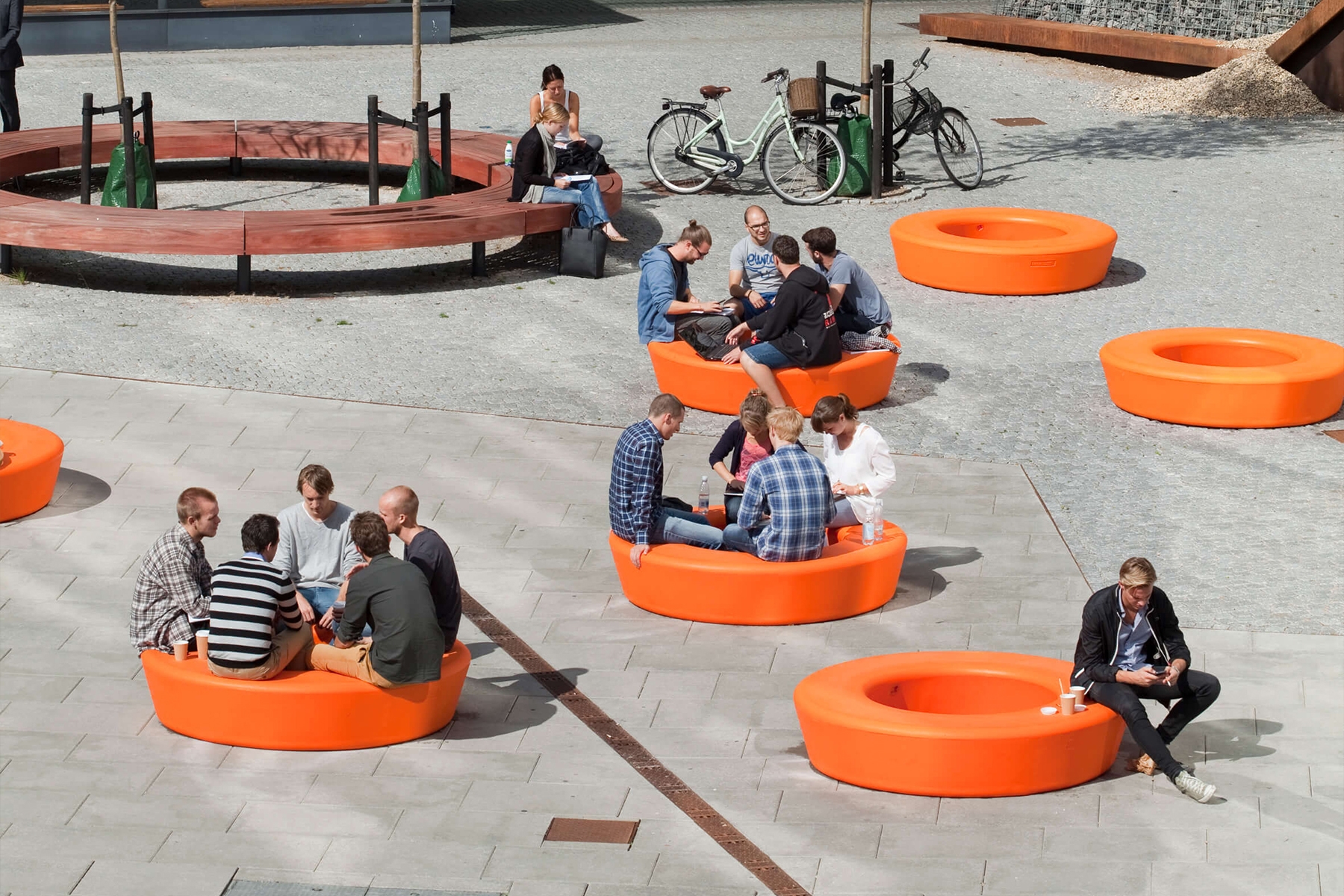 Mobiliario urbano modular - LOOP