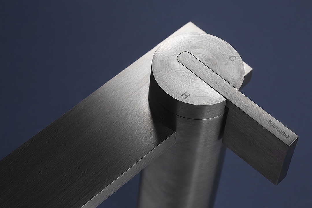 Bathroom Fixtures: Enhancing Spaces