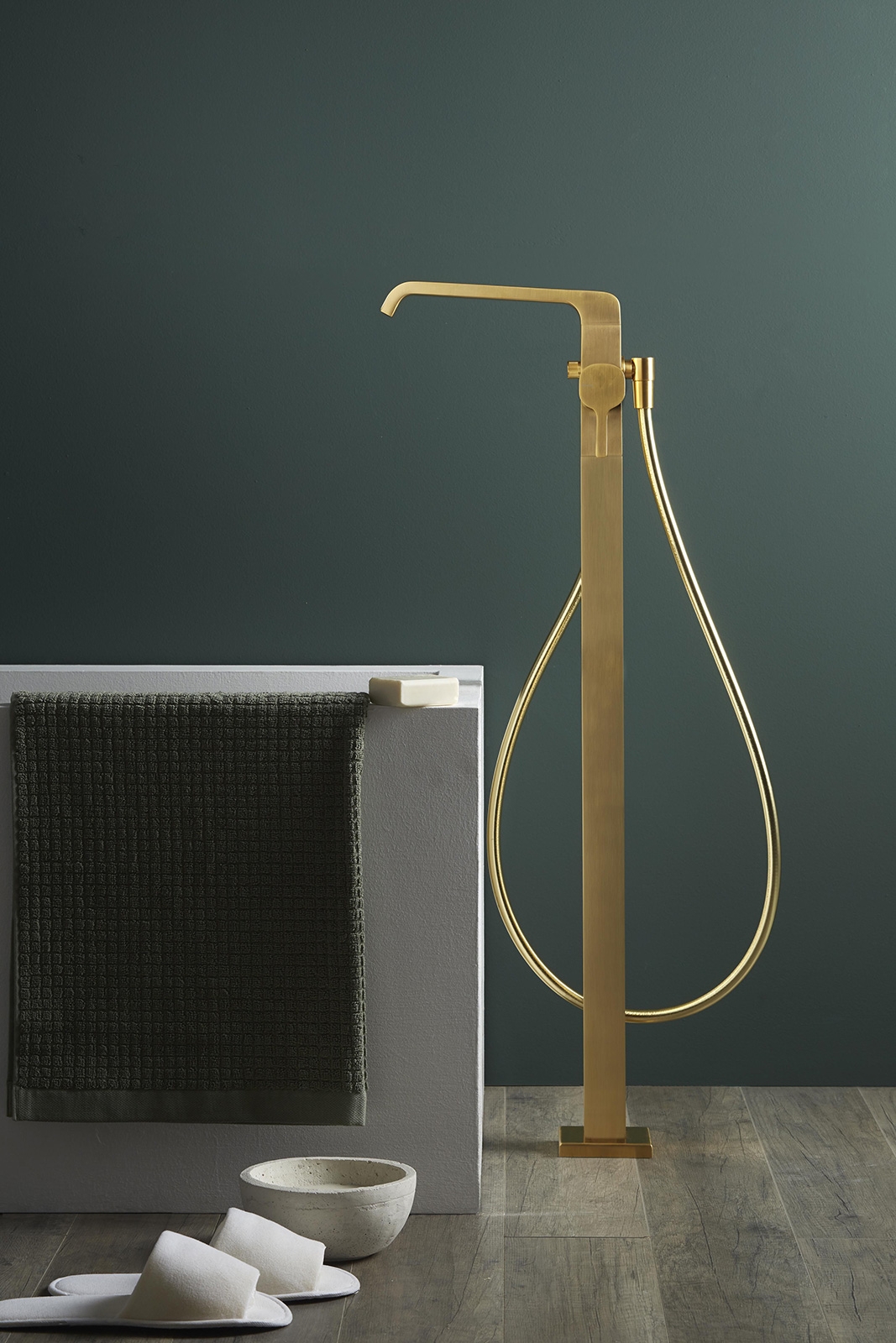 Bathroom Fixtures: Enhancing Spaces