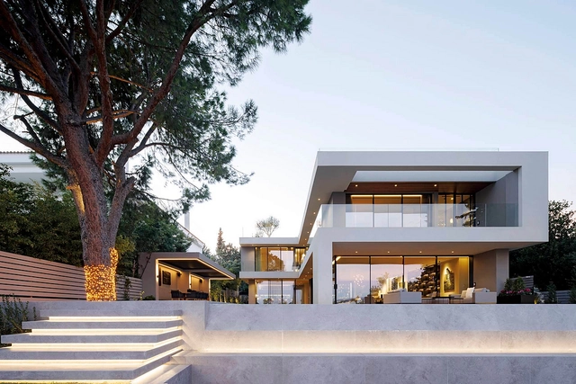 Contemporary Residence in Athens