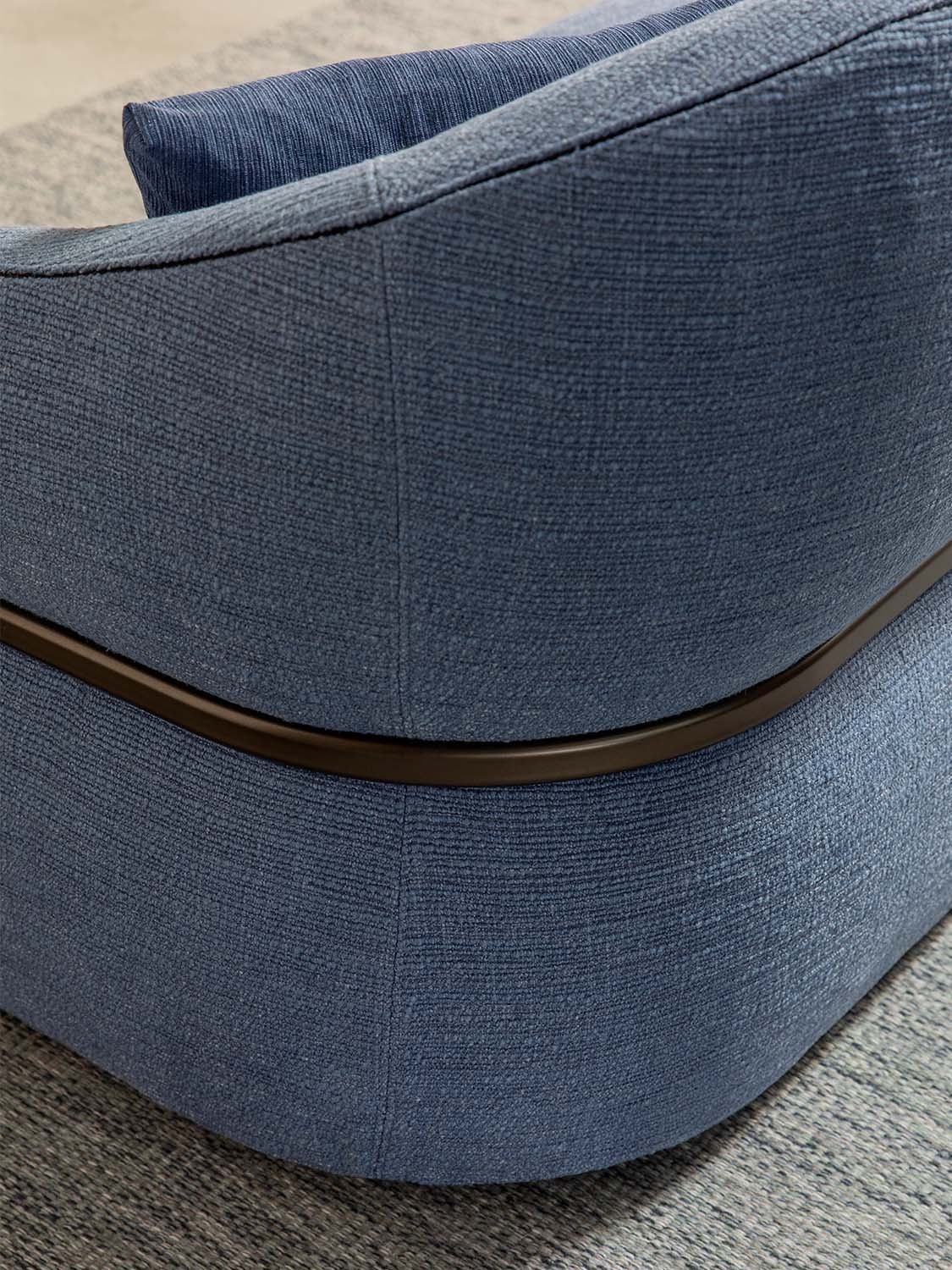 Sofa | Madame Butterfly