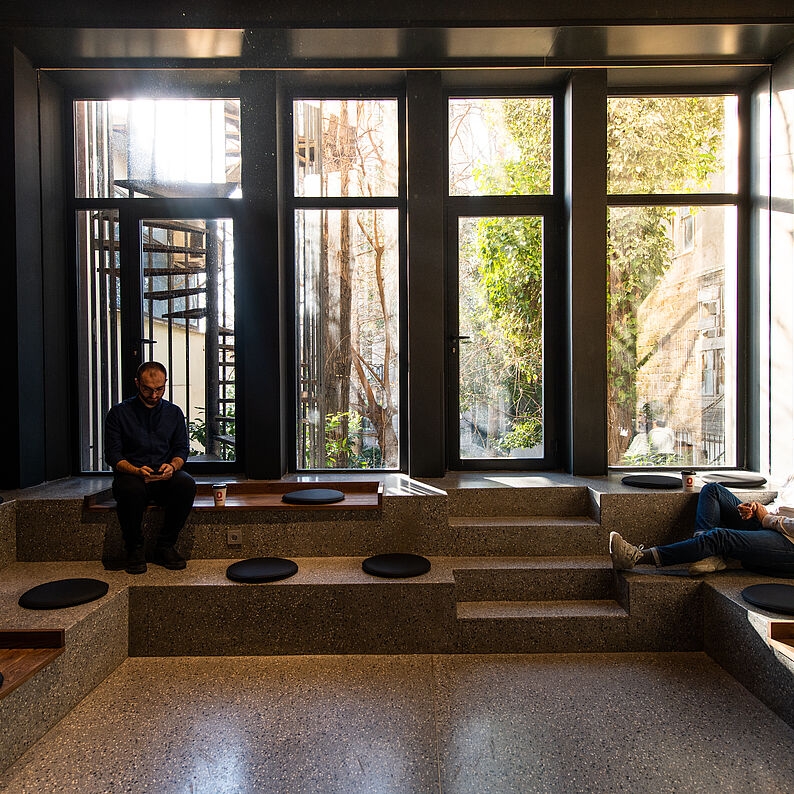 Cement-based Coating for Terrazzo Finish | TERRAZZO