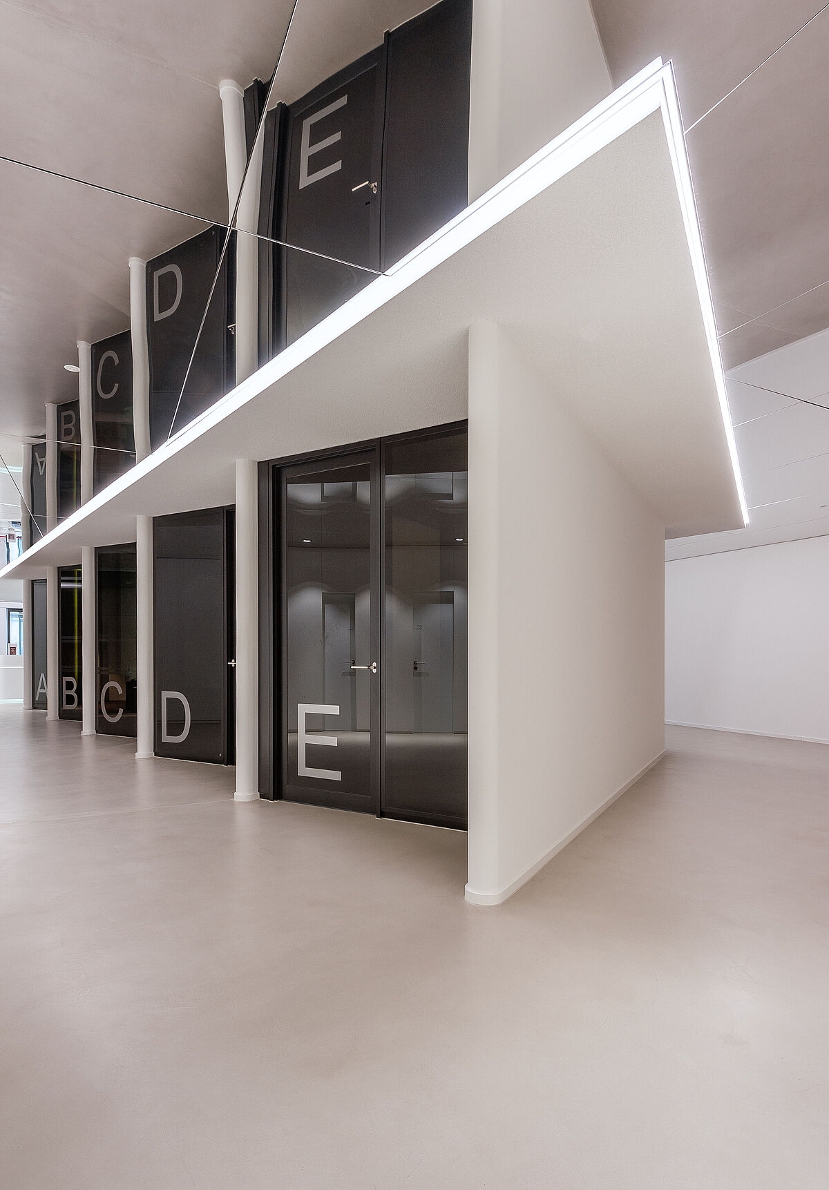 High-Resistance Cement-Based Floor | LOFT