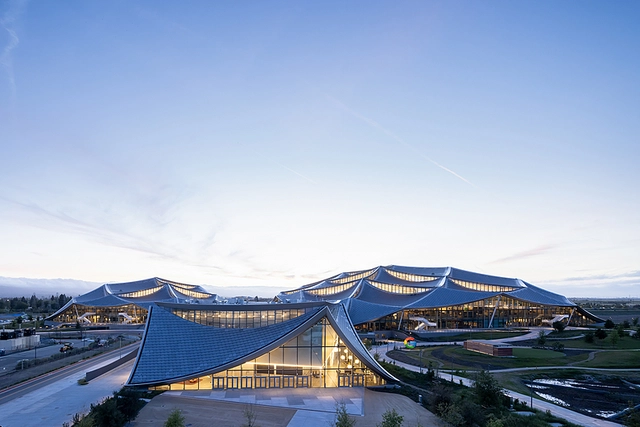 The Dragonscale Roof in the Google Bay View Campus