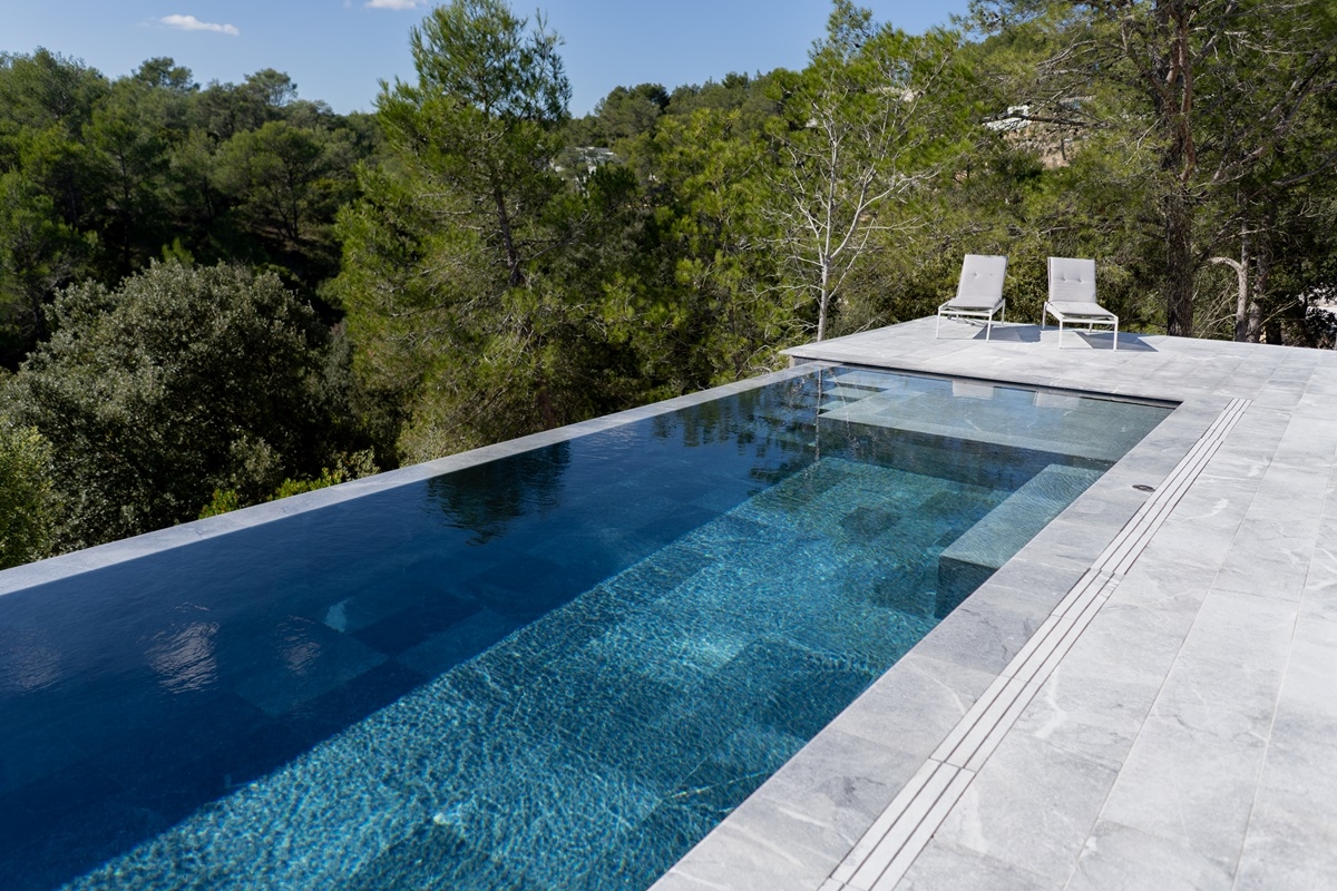 Pool Decking & Coping