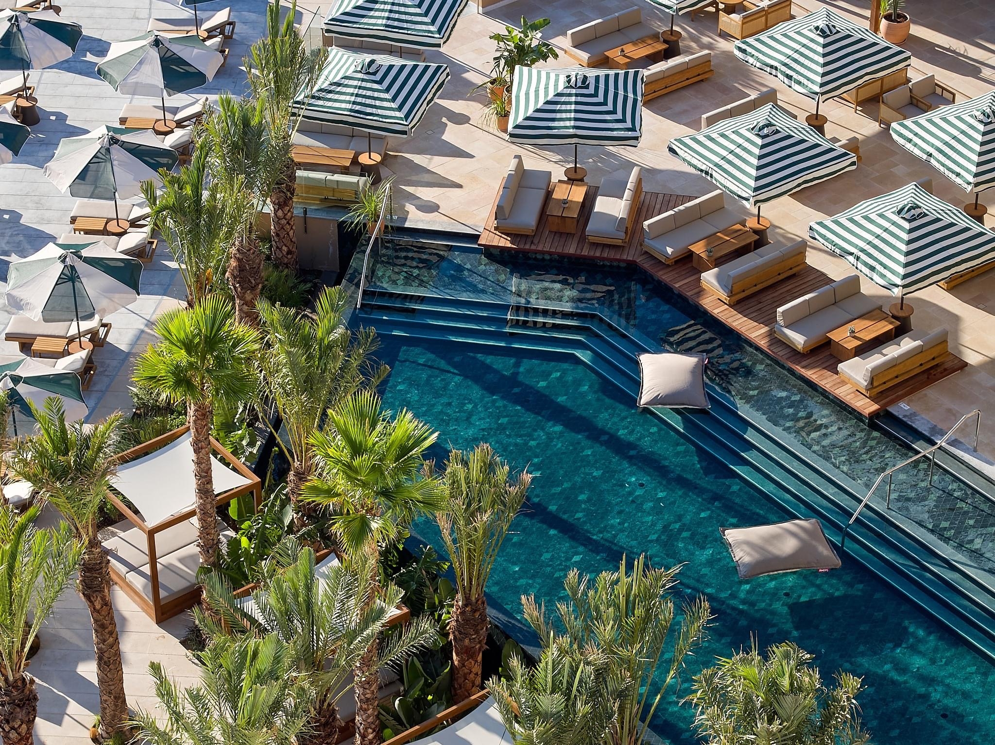 Pool Decking & Coping