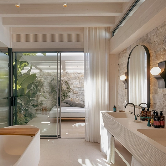 Solid vanity and sink for One and Only