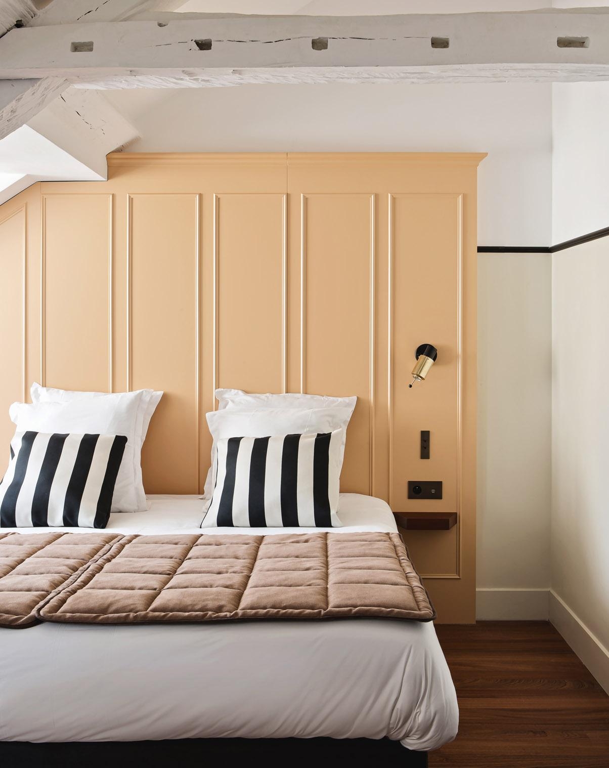 Light Fixtures in Parisian Hotel