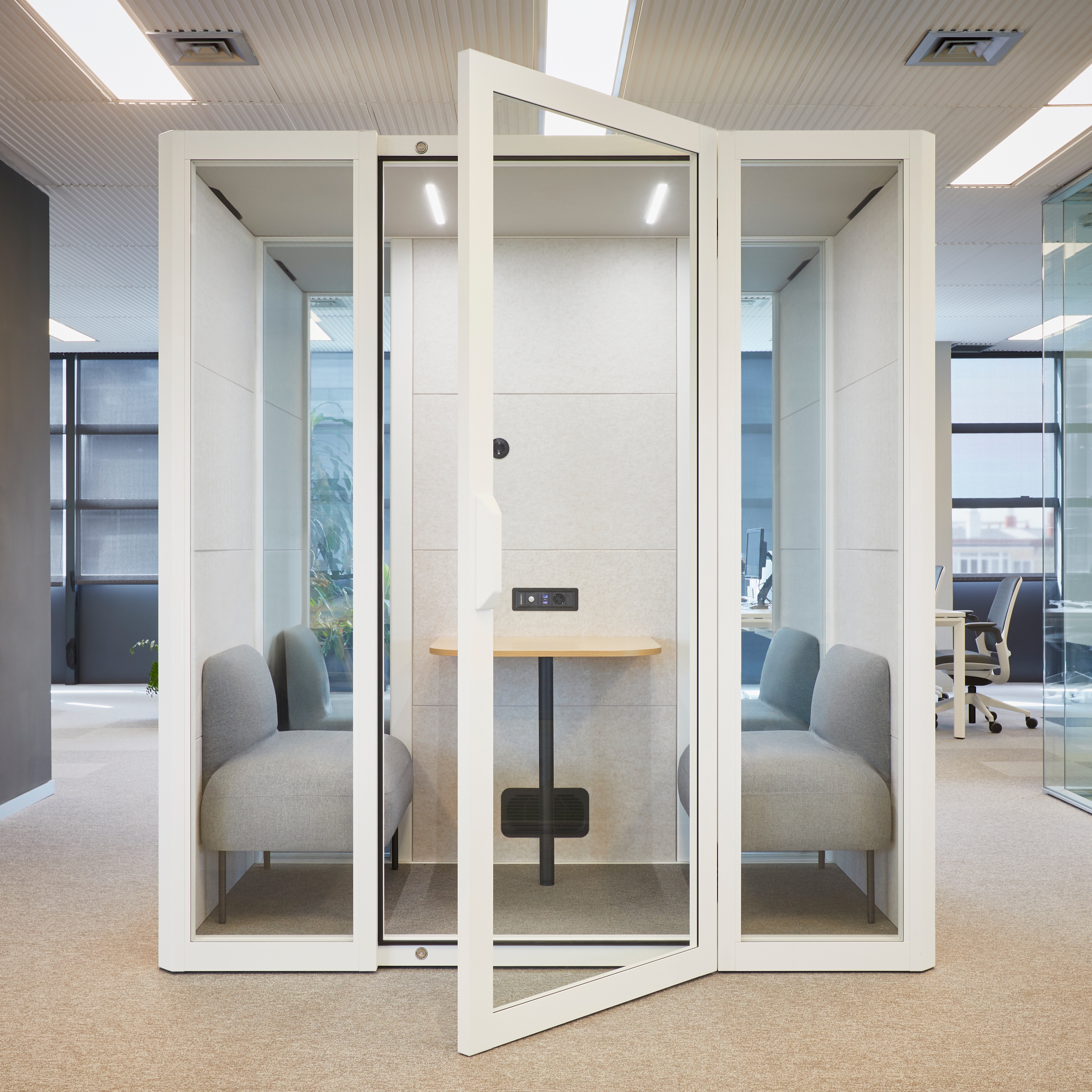 Transformative Workspace at Nextlane HQ