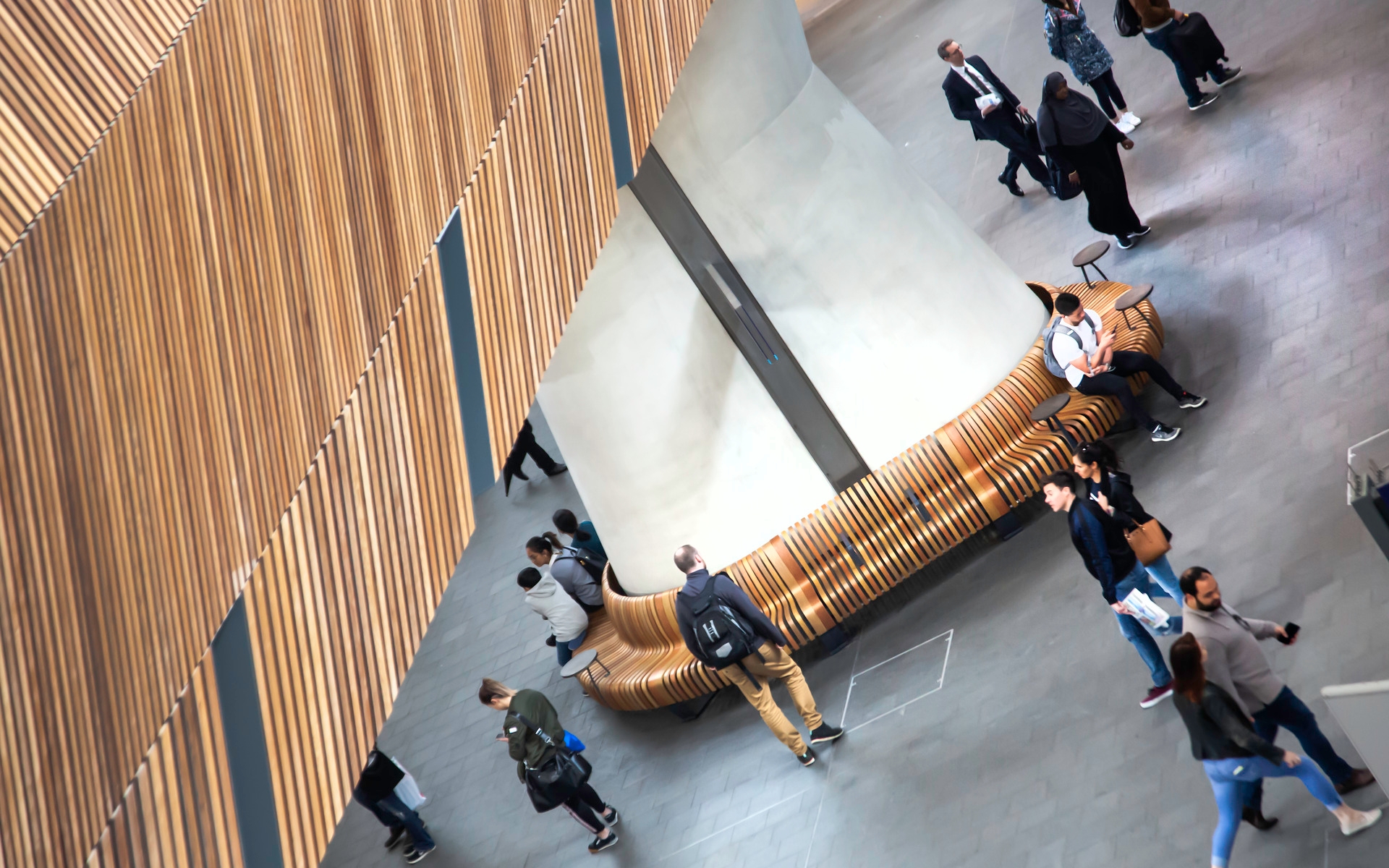 Modular Seating in Train Station