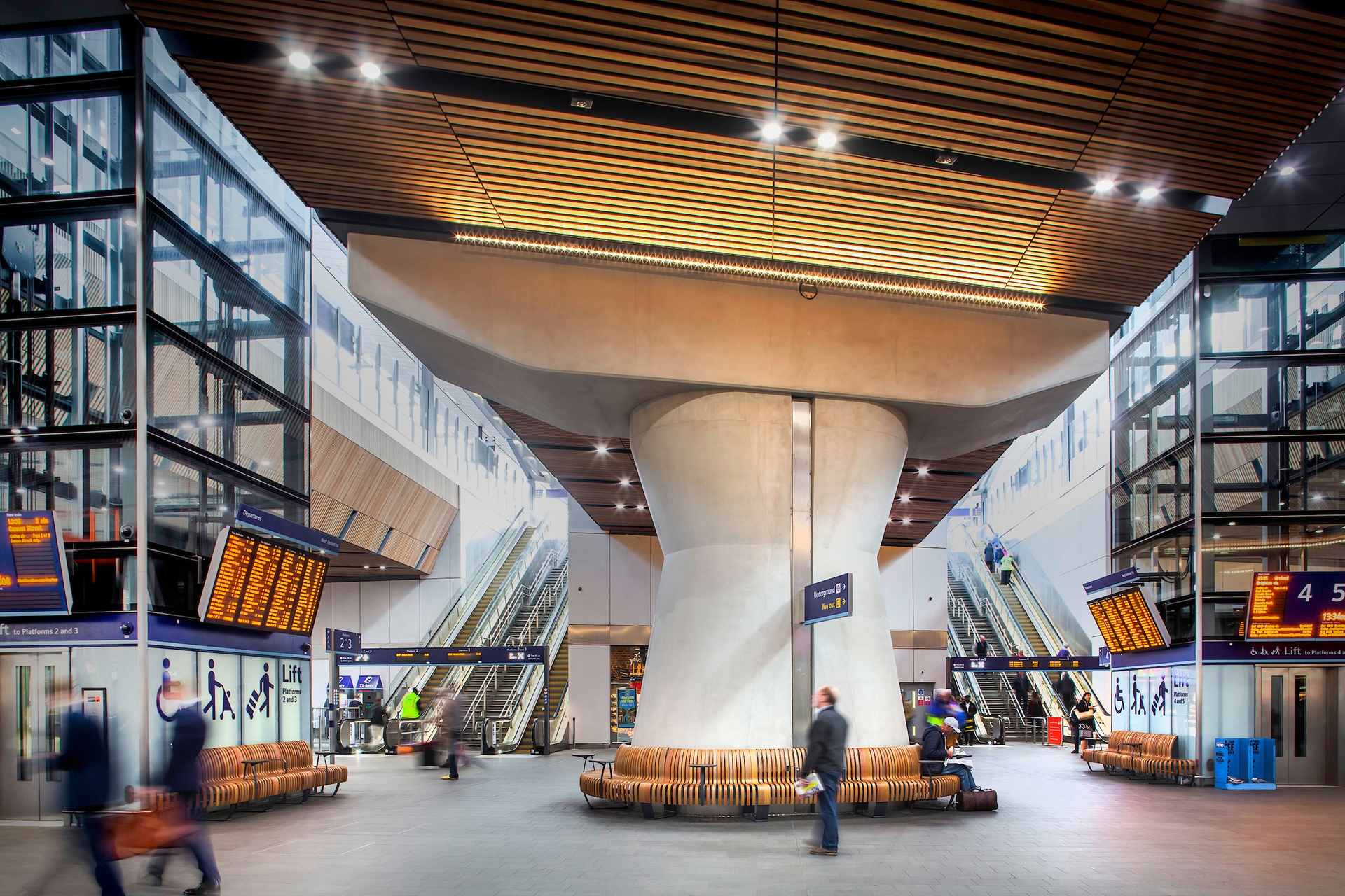 Modular Seating in Train Station