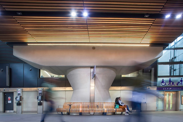 Modular Seating in Train Station