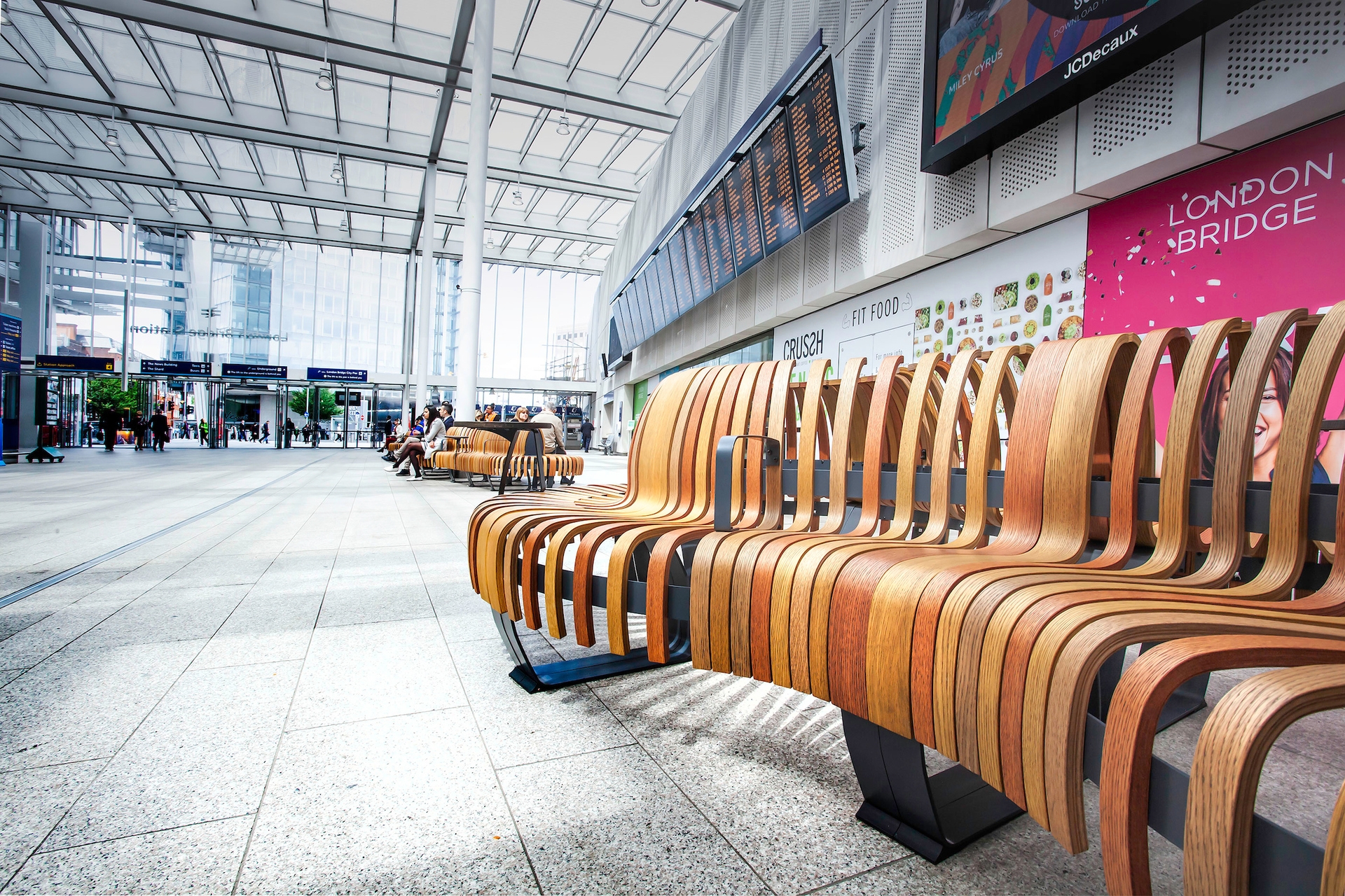 Modular Seating in Train Station