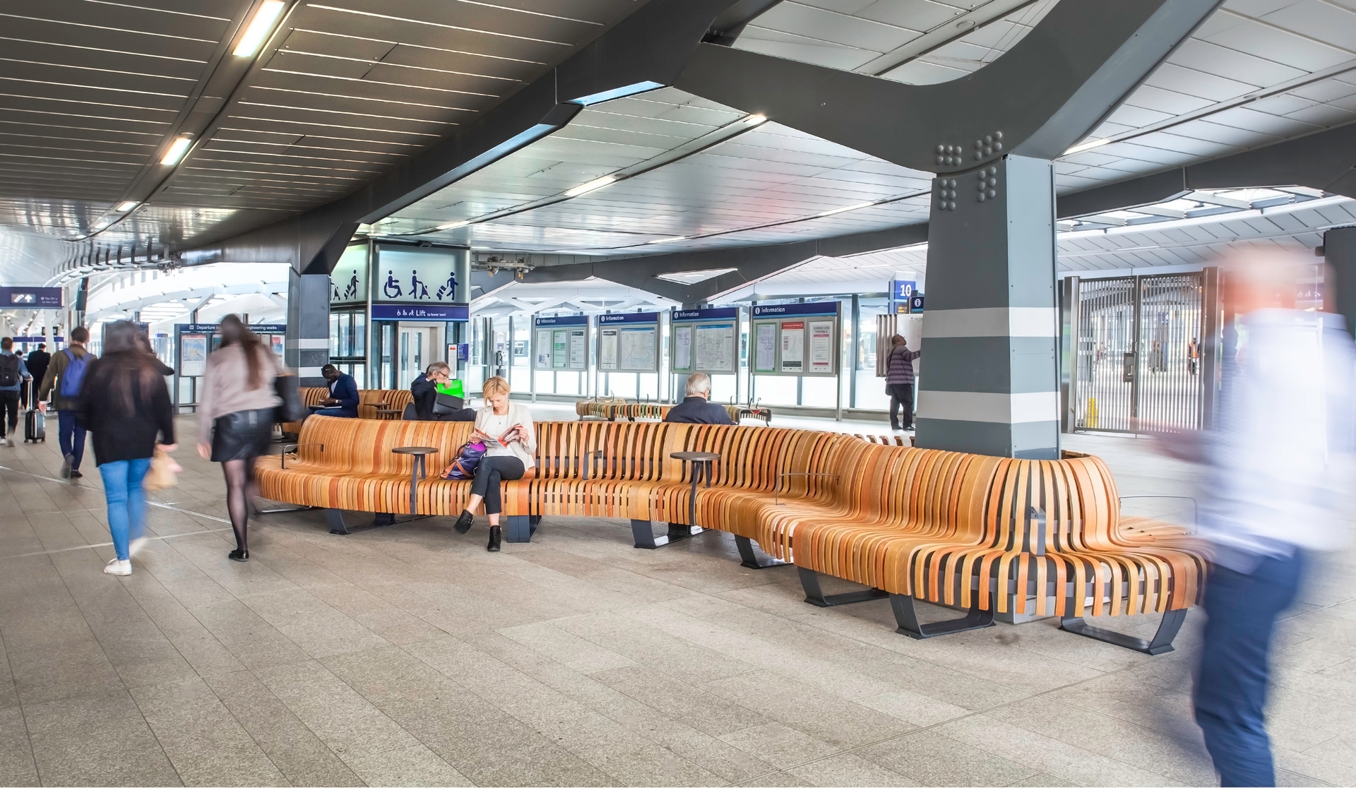 Modular Seating in Train Station