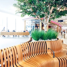 Modular Seating in Belgian Shopping Center