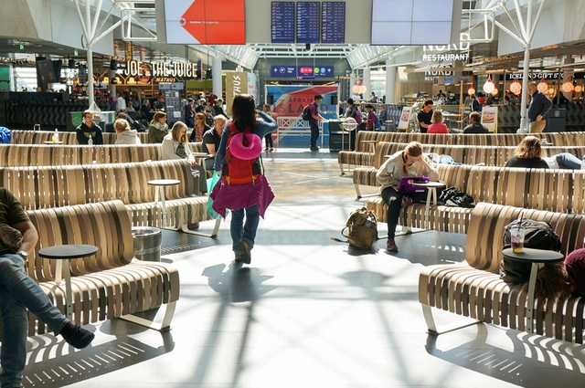 Modular Seating in Iceland Airport