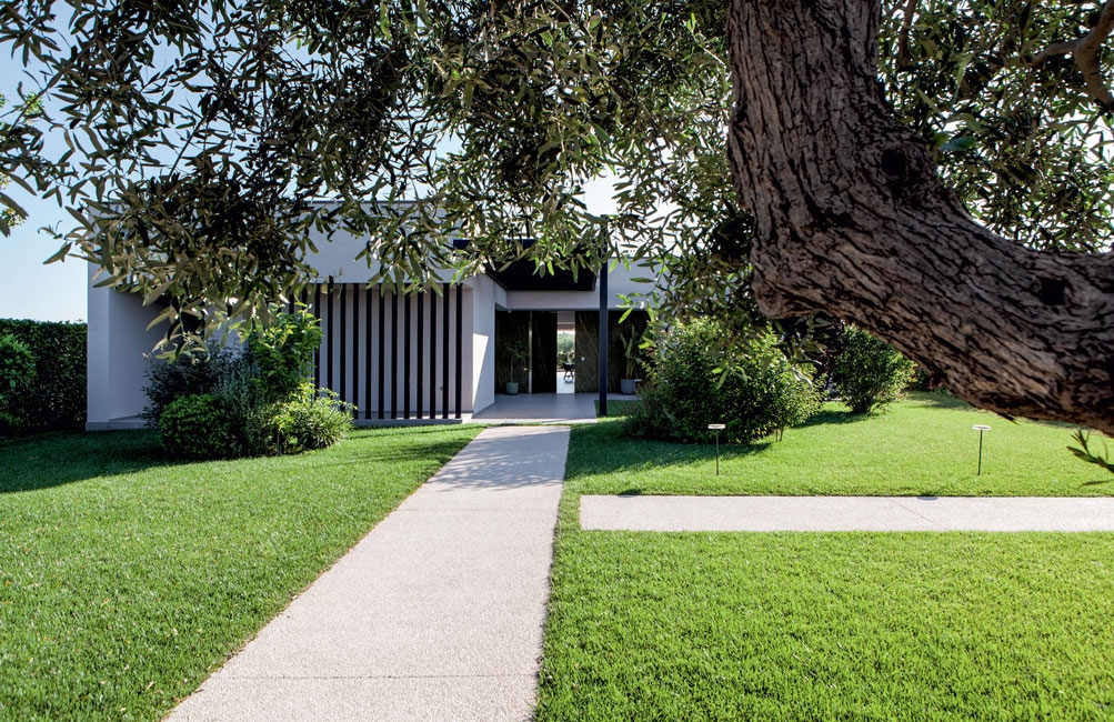 Pivot Safety Door in Villa
