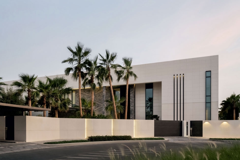 Pivot Door in Dubai Villa