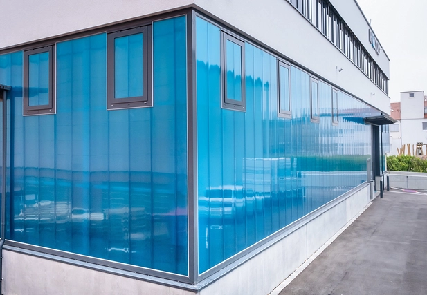 Translucent Building Elements in Rivacold's Headquarters