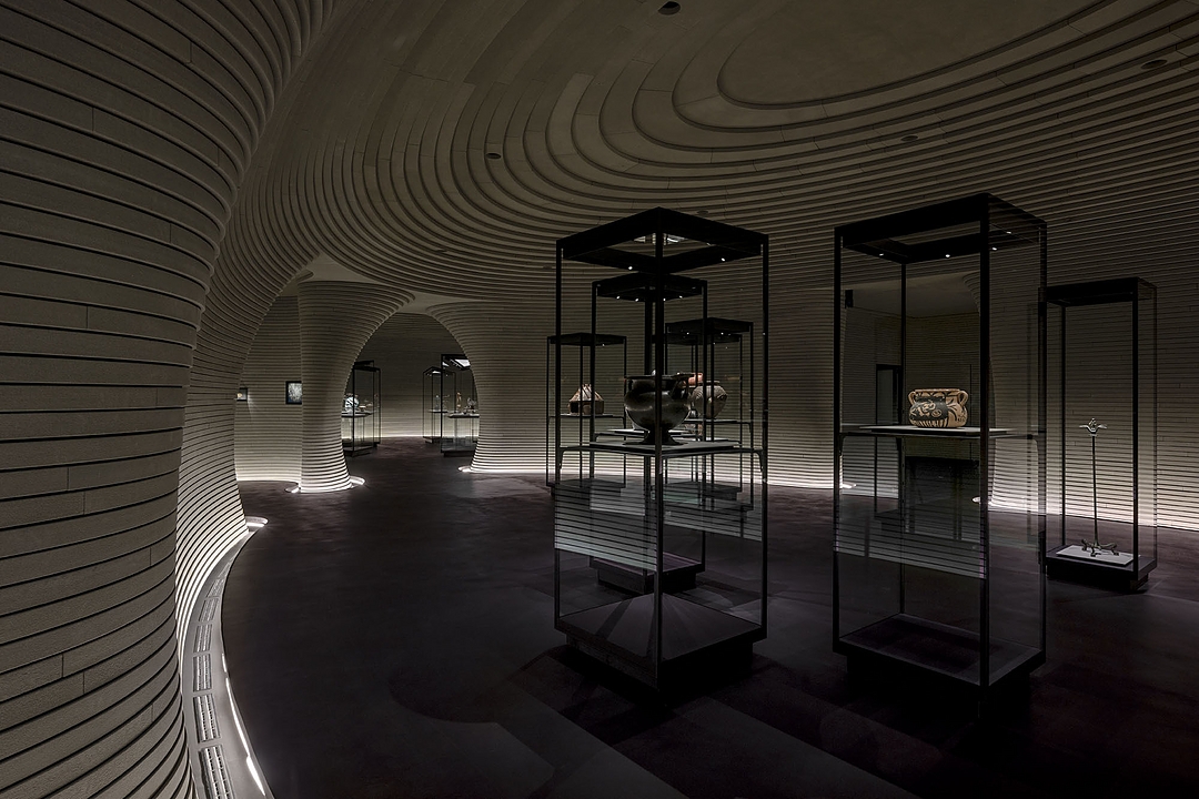 Display Cases in Fondazione Luigi Rovati