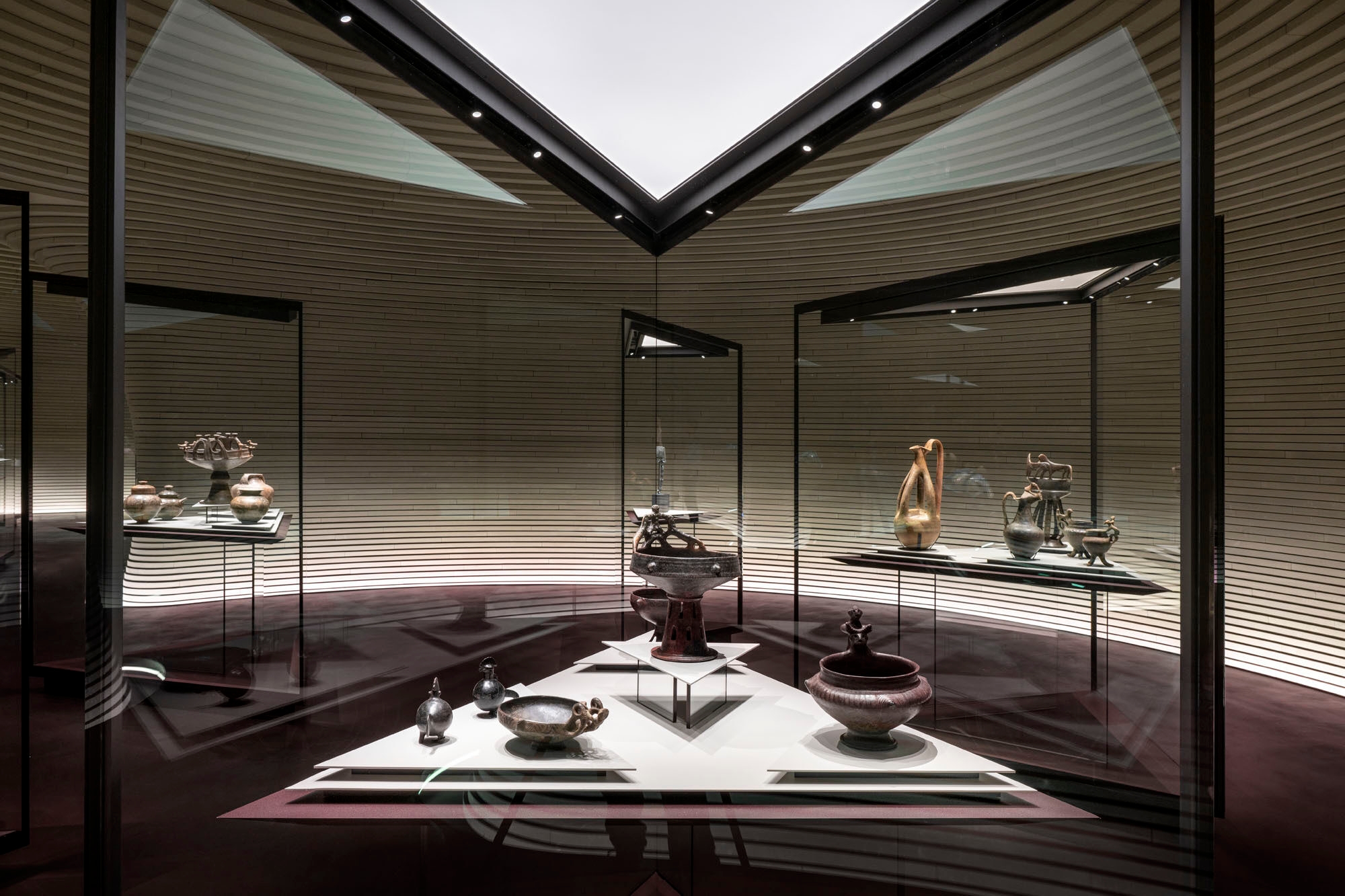 Display Cases in Fondazione Luigi Rovati