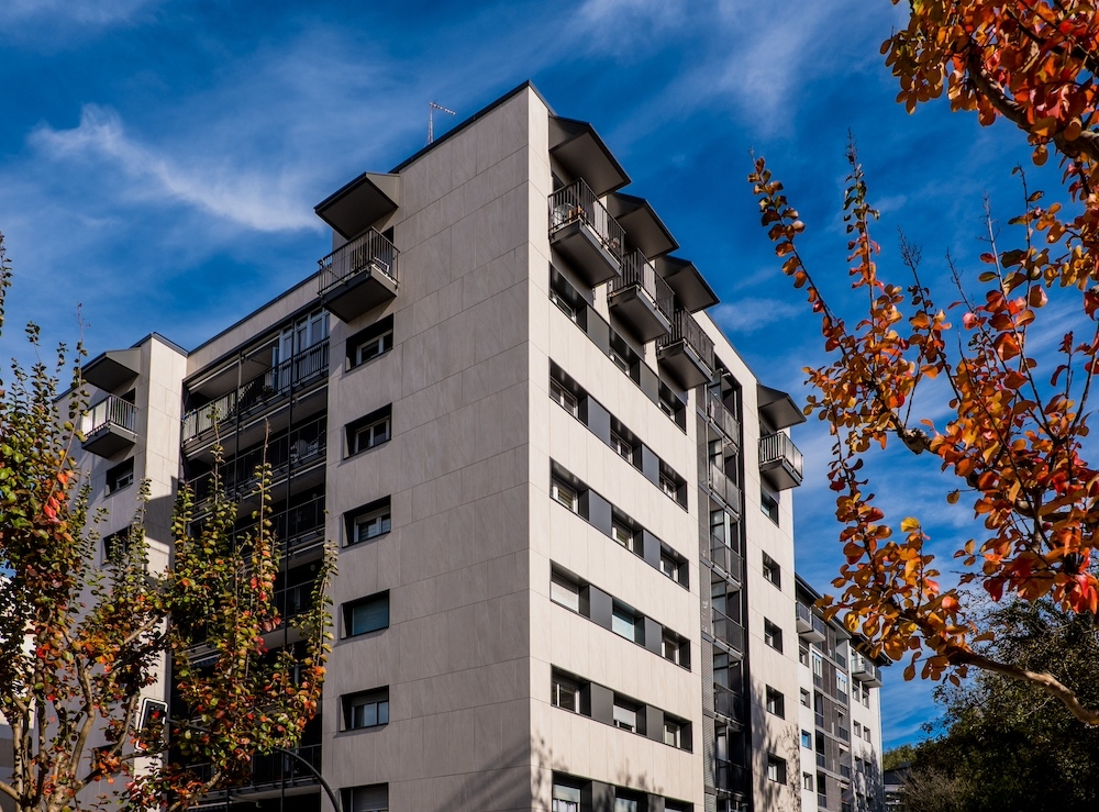 Ventilated Facade Ceramic Tiles - Faveker