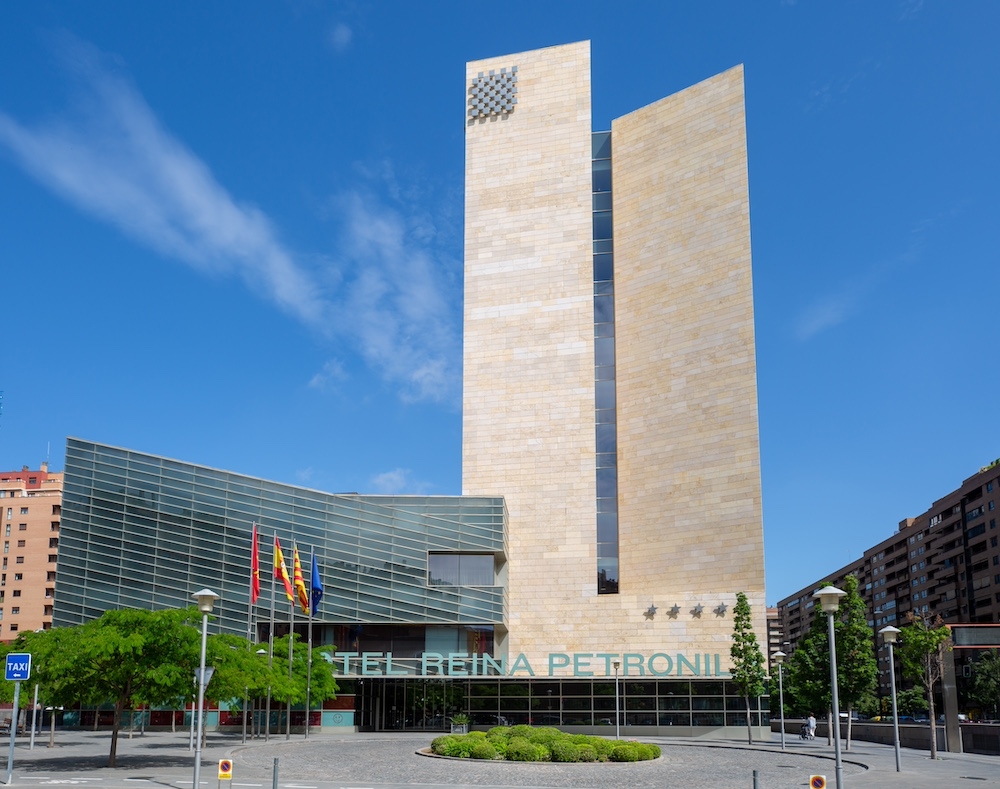 Ventilated Facade Ceramic Tiles - Faveker