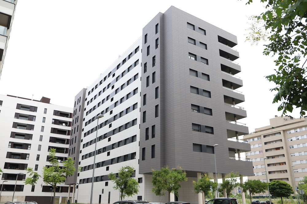 Ventilated Facade Ceramic Tiles - Faveker