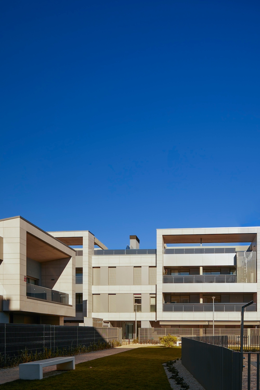 Ventilated Façade in Velaire Residential, Zaragoza