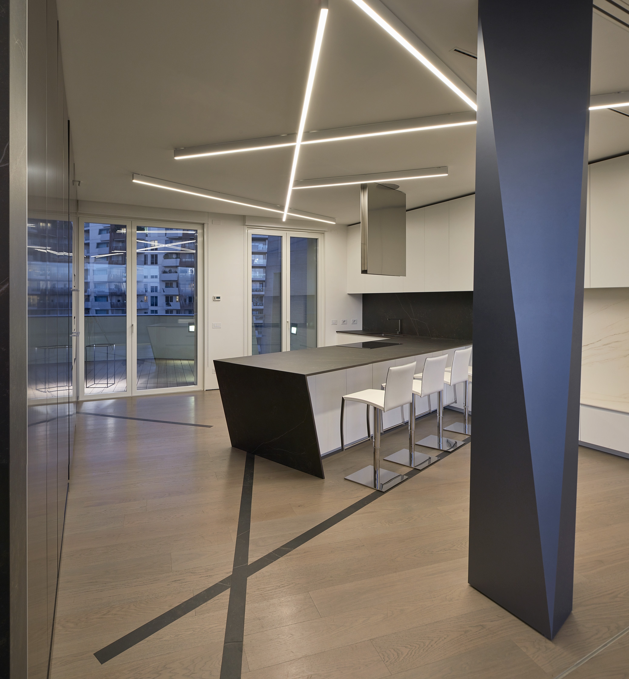 Wall, Floor and Ceiling Luminaires