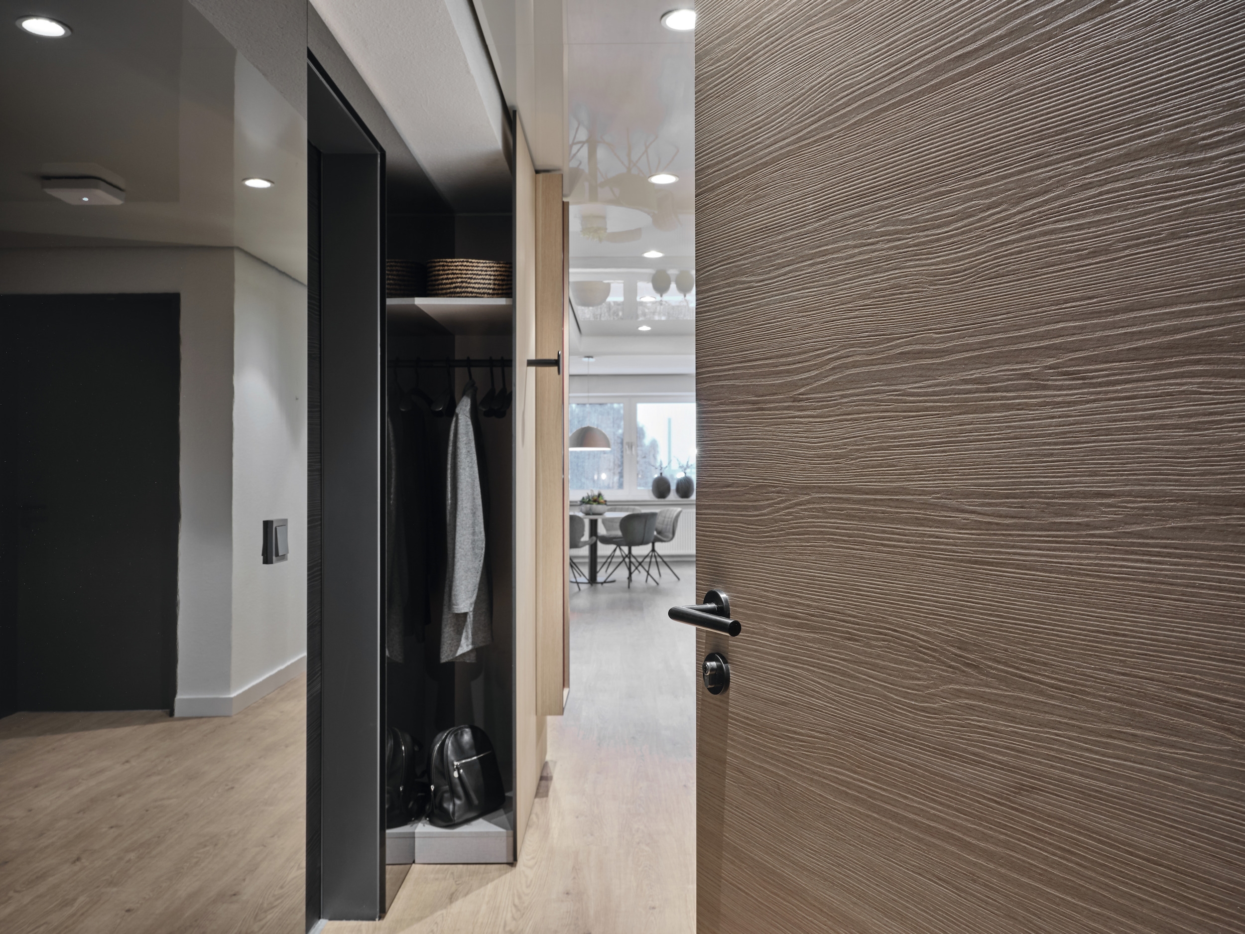 Laminates in Door Sizes