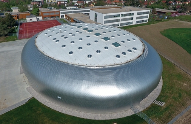 TPO Roofing Membrane Covers Sports Hall