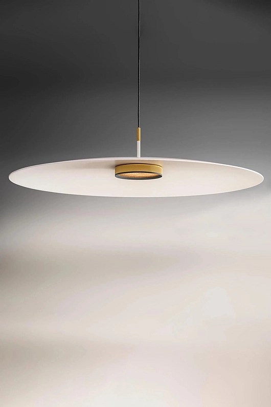 Olev's Overfly Plus suspension lamp