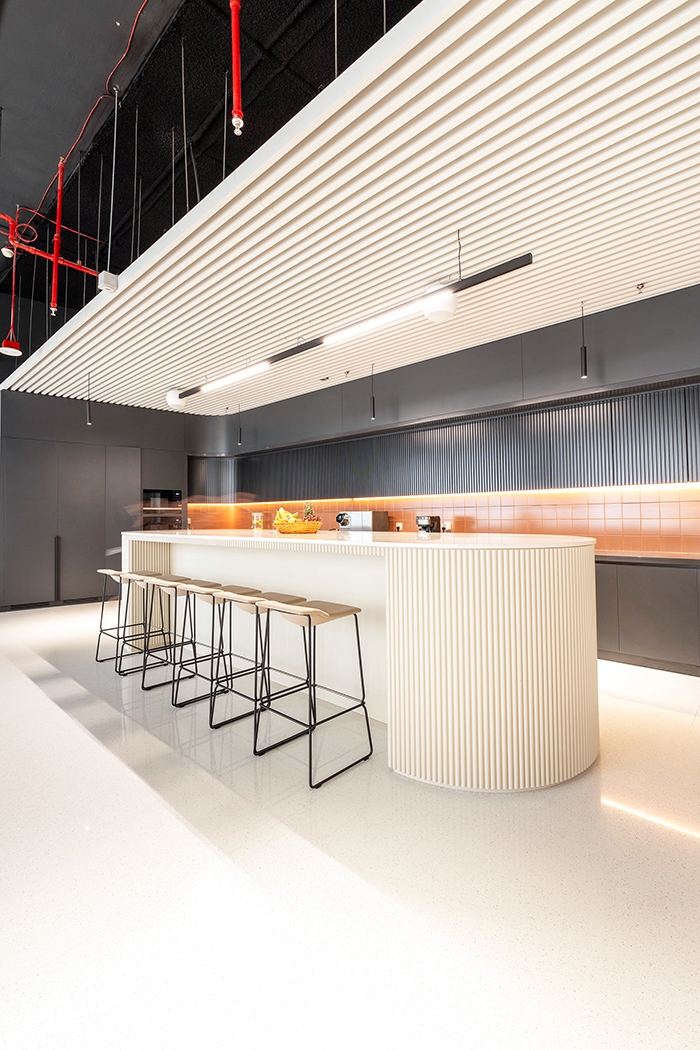 Seating Furniture in Dubai Consulting Firm