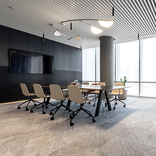 Trestle table & Maarten chairs