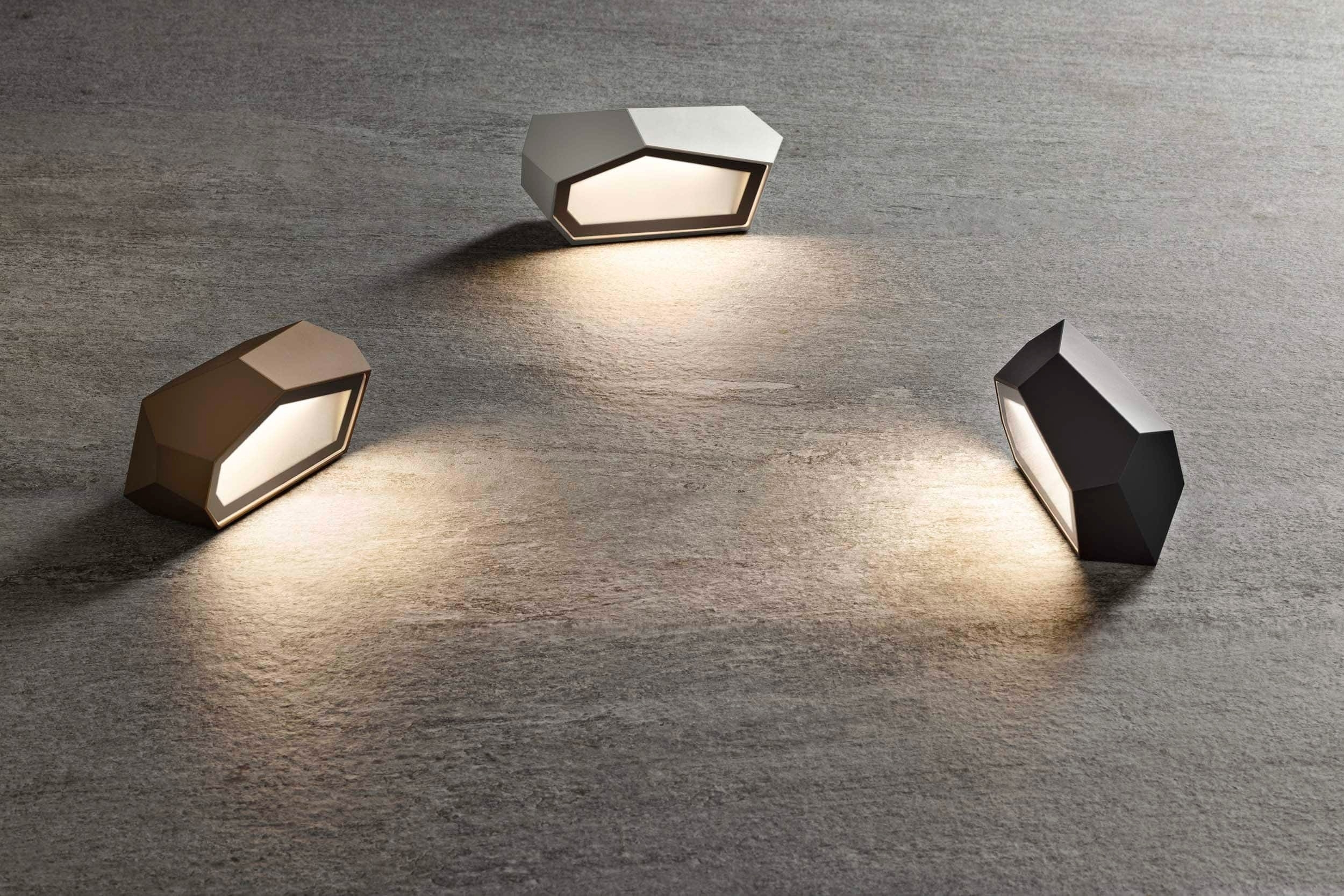 Outdoor - Floor Lamps