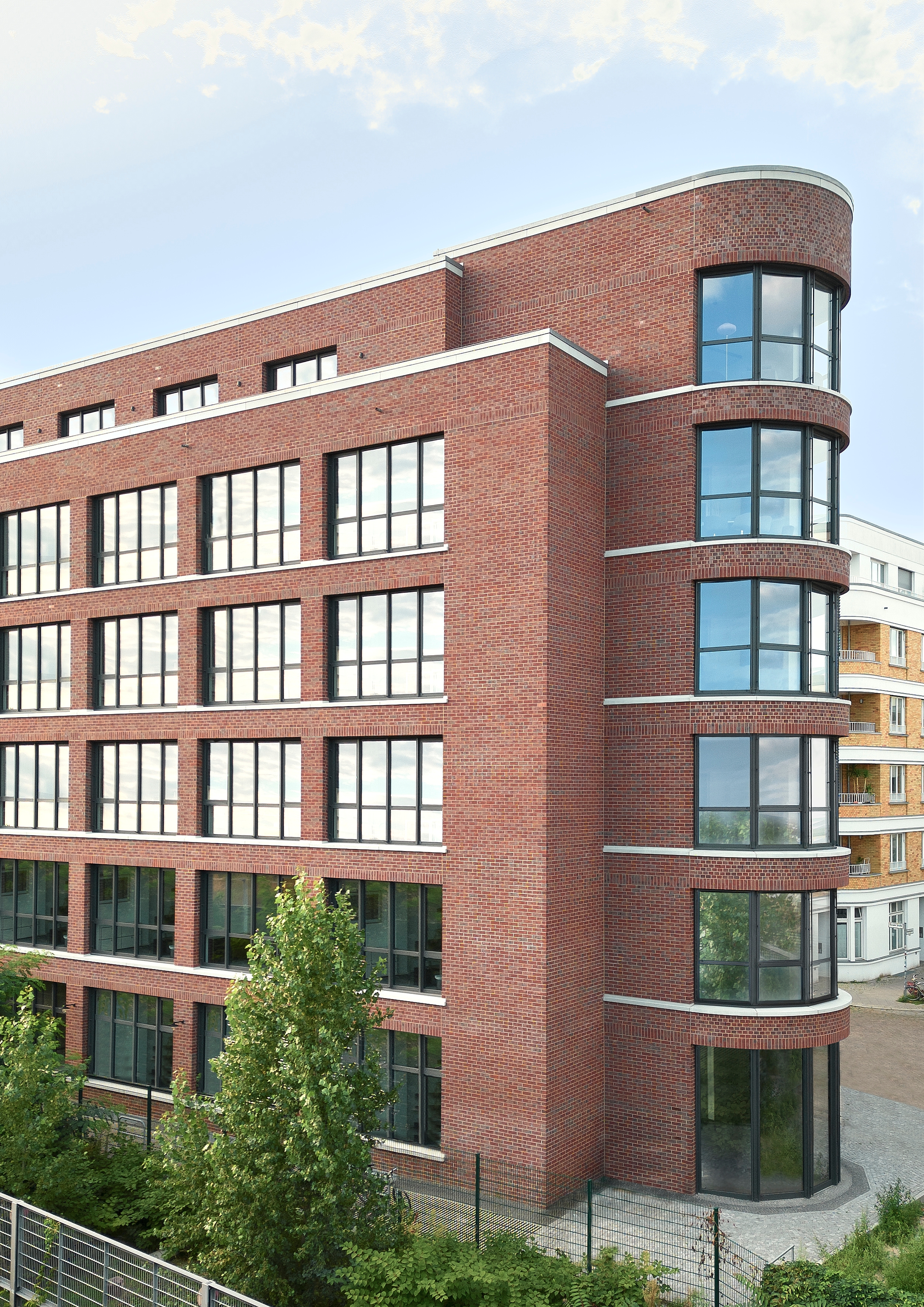 Aluminium Systems in Urban Industry Architecture